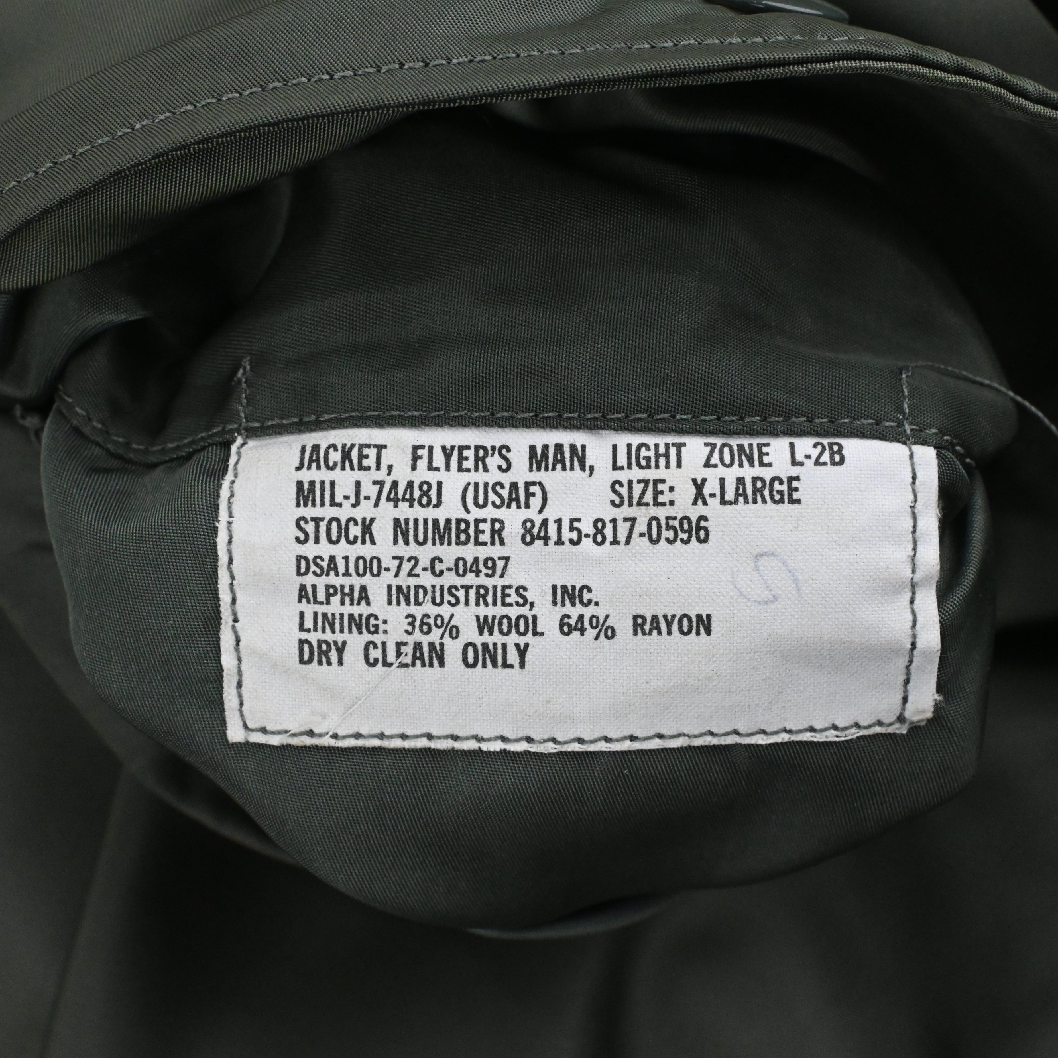 ‘72 U.S.A.F. MIL-J-7448J (USAF) L-2B Flight jacket SIZE: X-LARGE