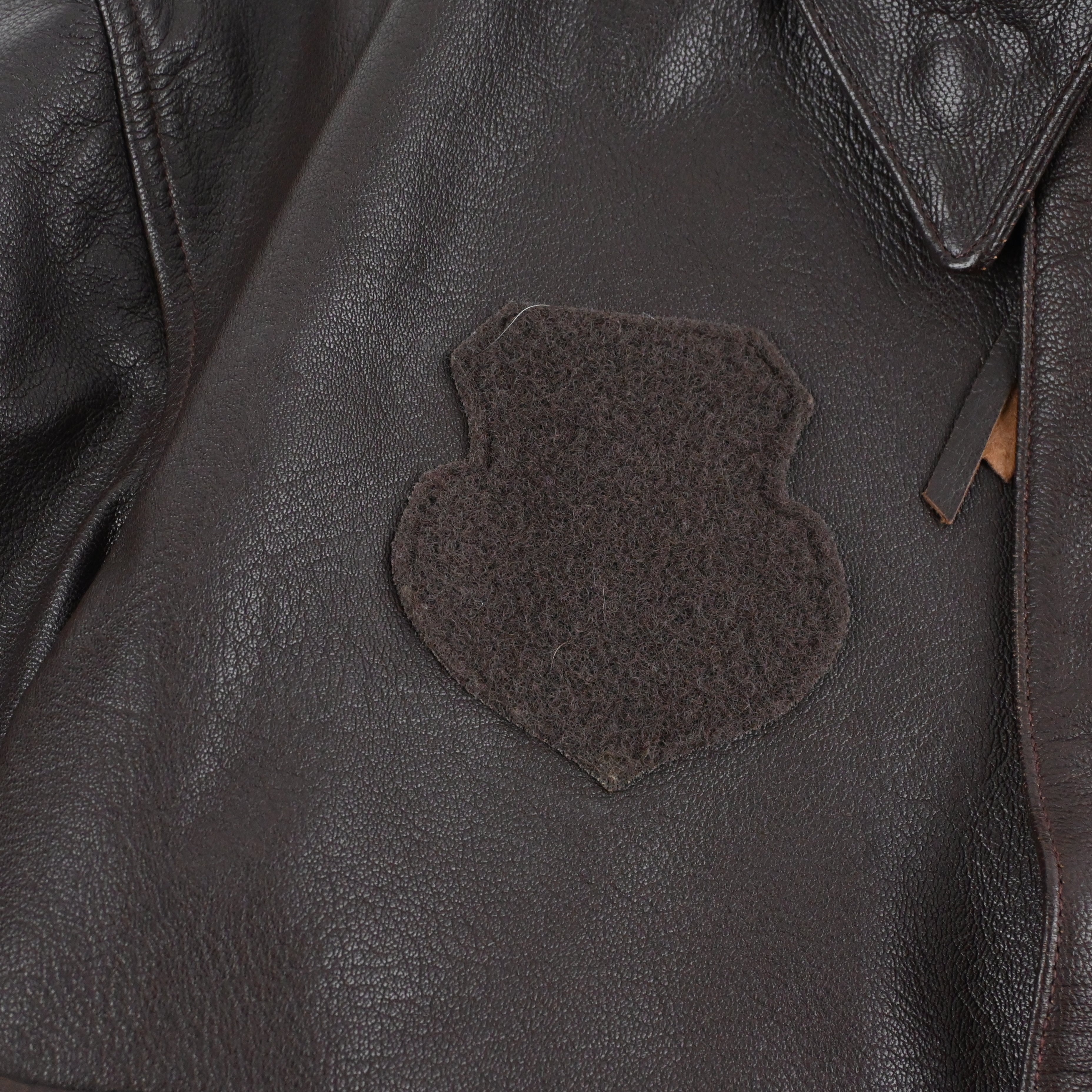 ‘95 U.S.A.F. TYPE A-2 Flight jacket Size: 40S MINT