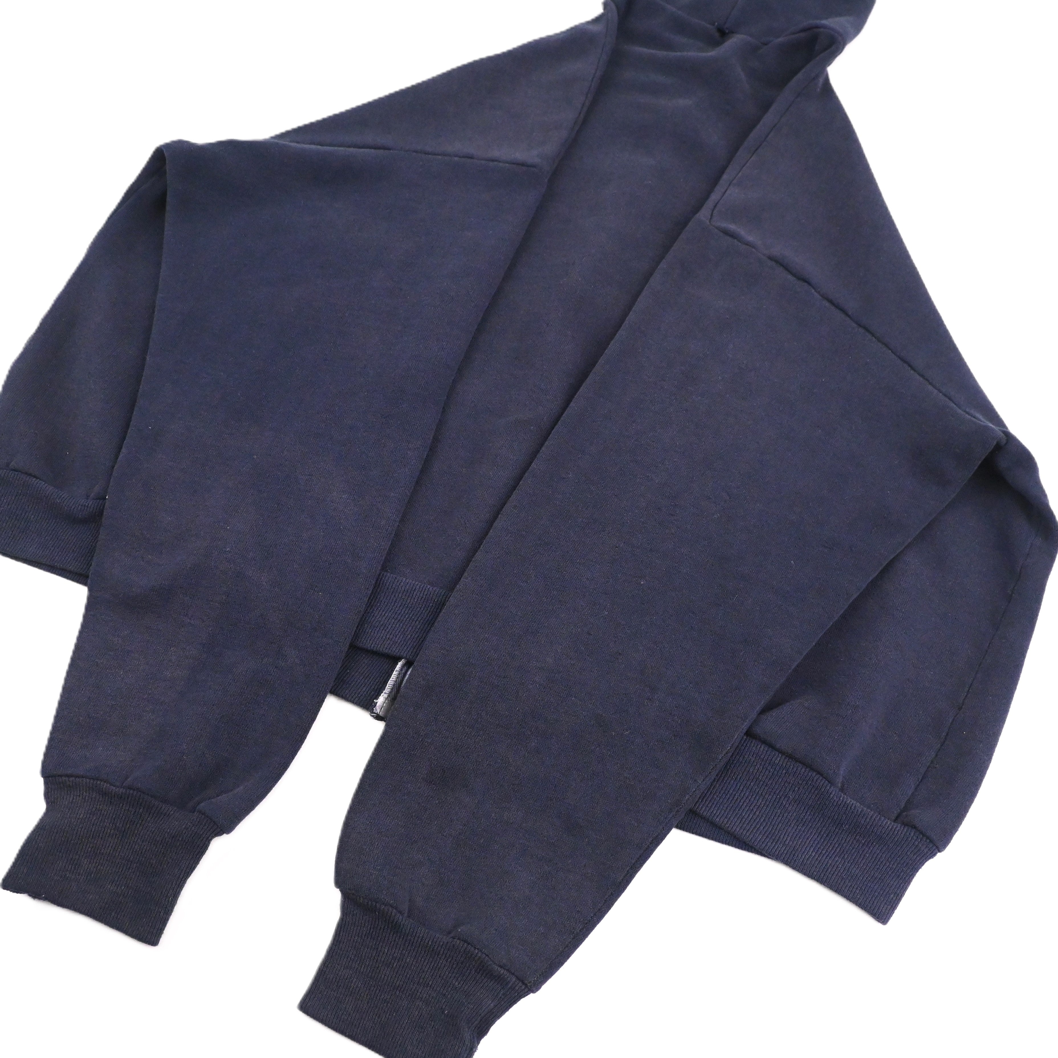 全体的にフェード感がございます。