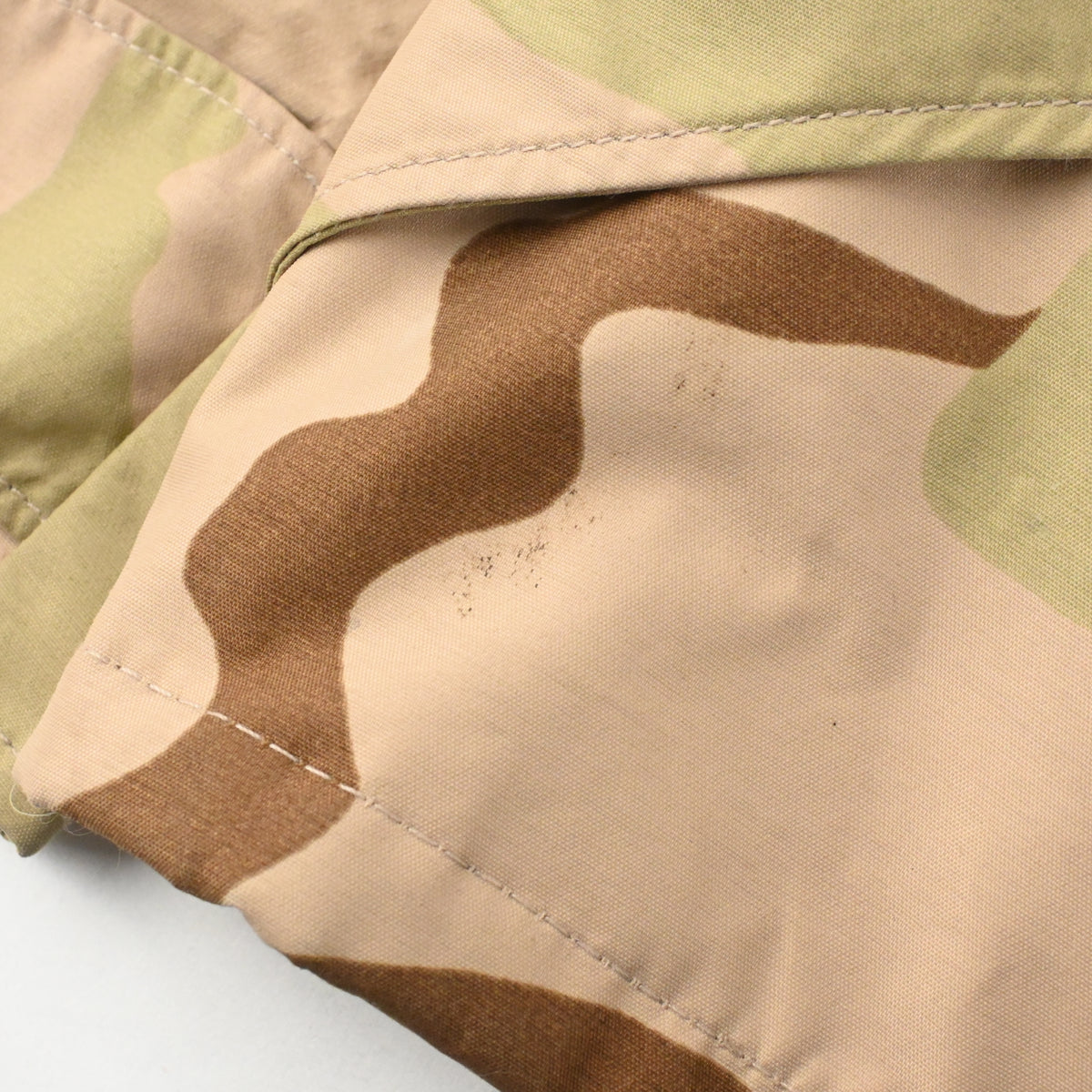 '04 ECWCS GEN1 GORE-TEX PARKA SIZE MEDIUM-SHORT