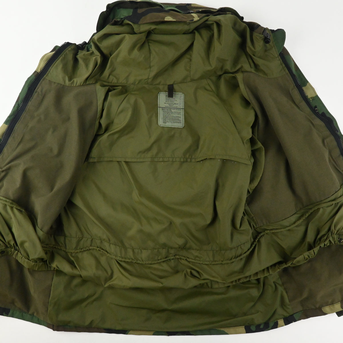 '96 ECWCS GEN1 GORE-TEX PARKA SIZE LARGE-SHORT