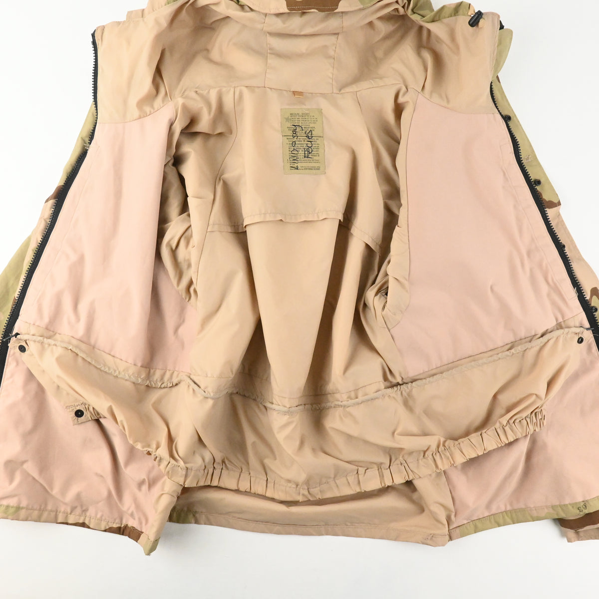 '04 ECWCS GEN1 GORE-TEX PARKA SIZE MEDIUM-SHORT