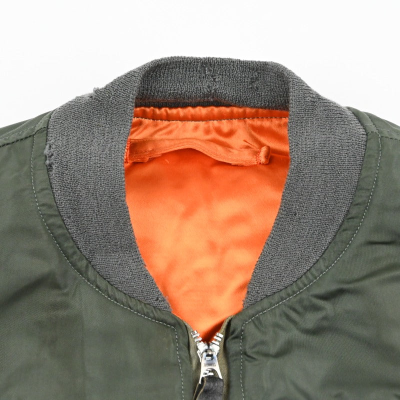 リブに虫食いがございます。