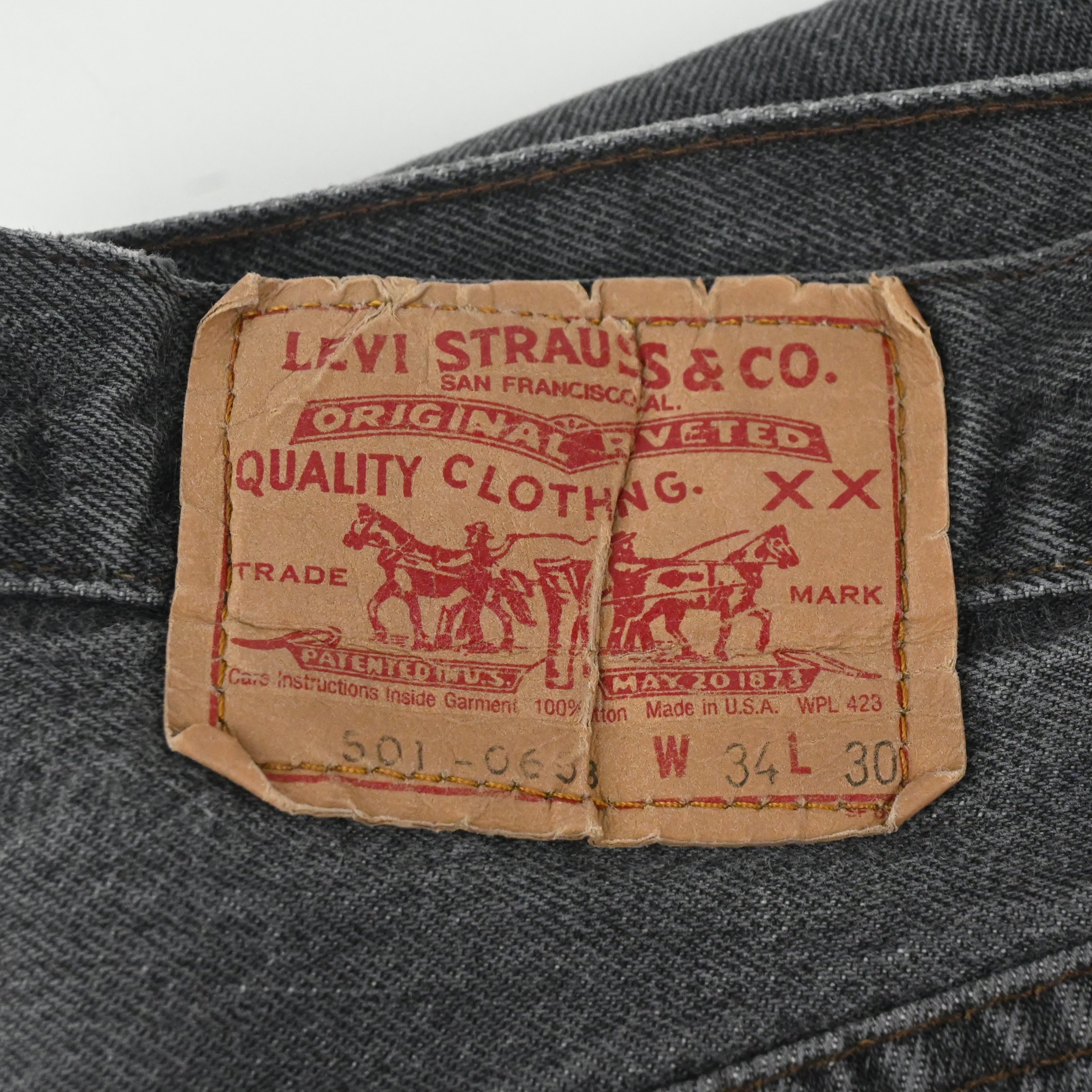 '87 LEVI'S 501-0658 SIZE W34 L30 BLACK