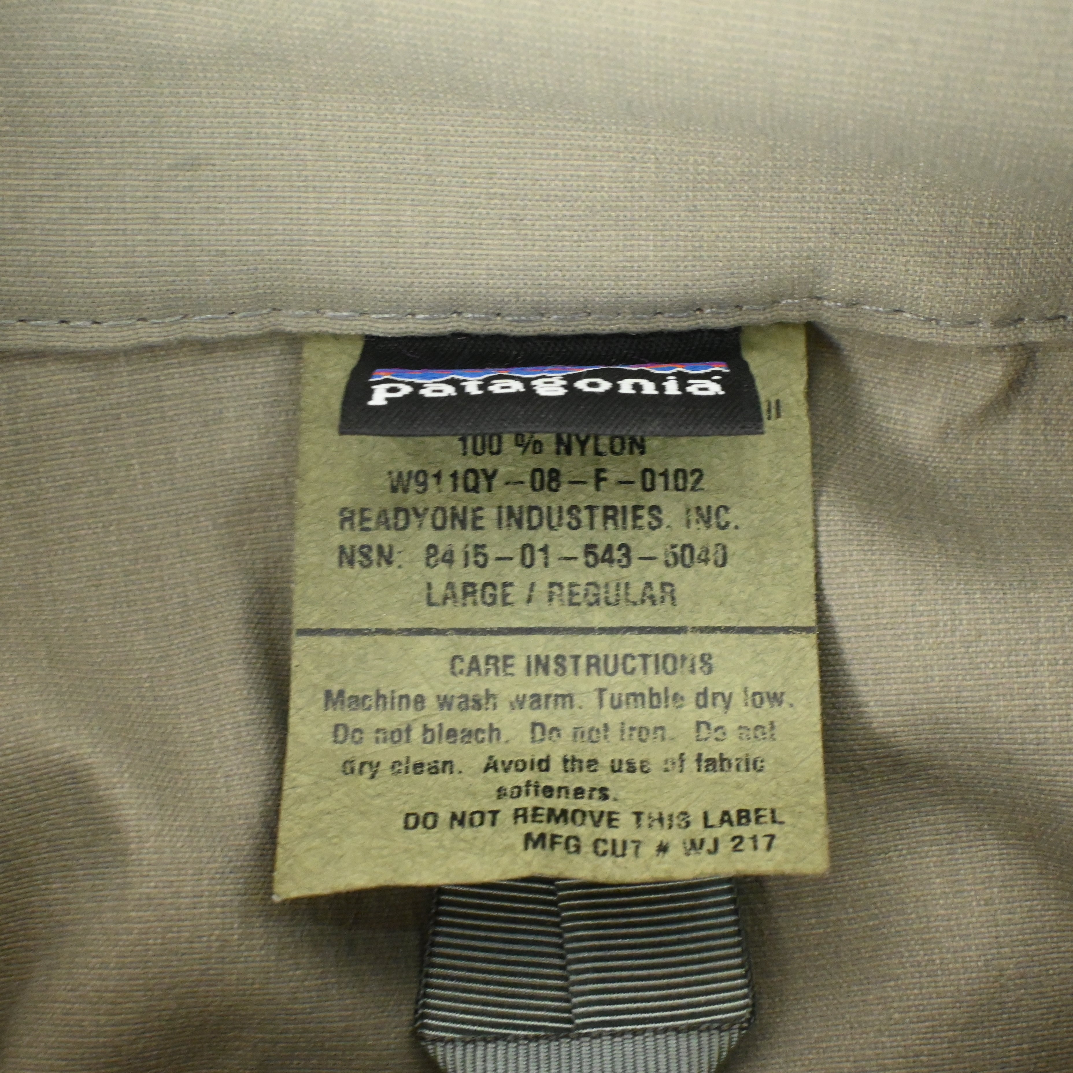 '08 PATAGONIA PCU LEVEL 5 JACKET SIZE L-R