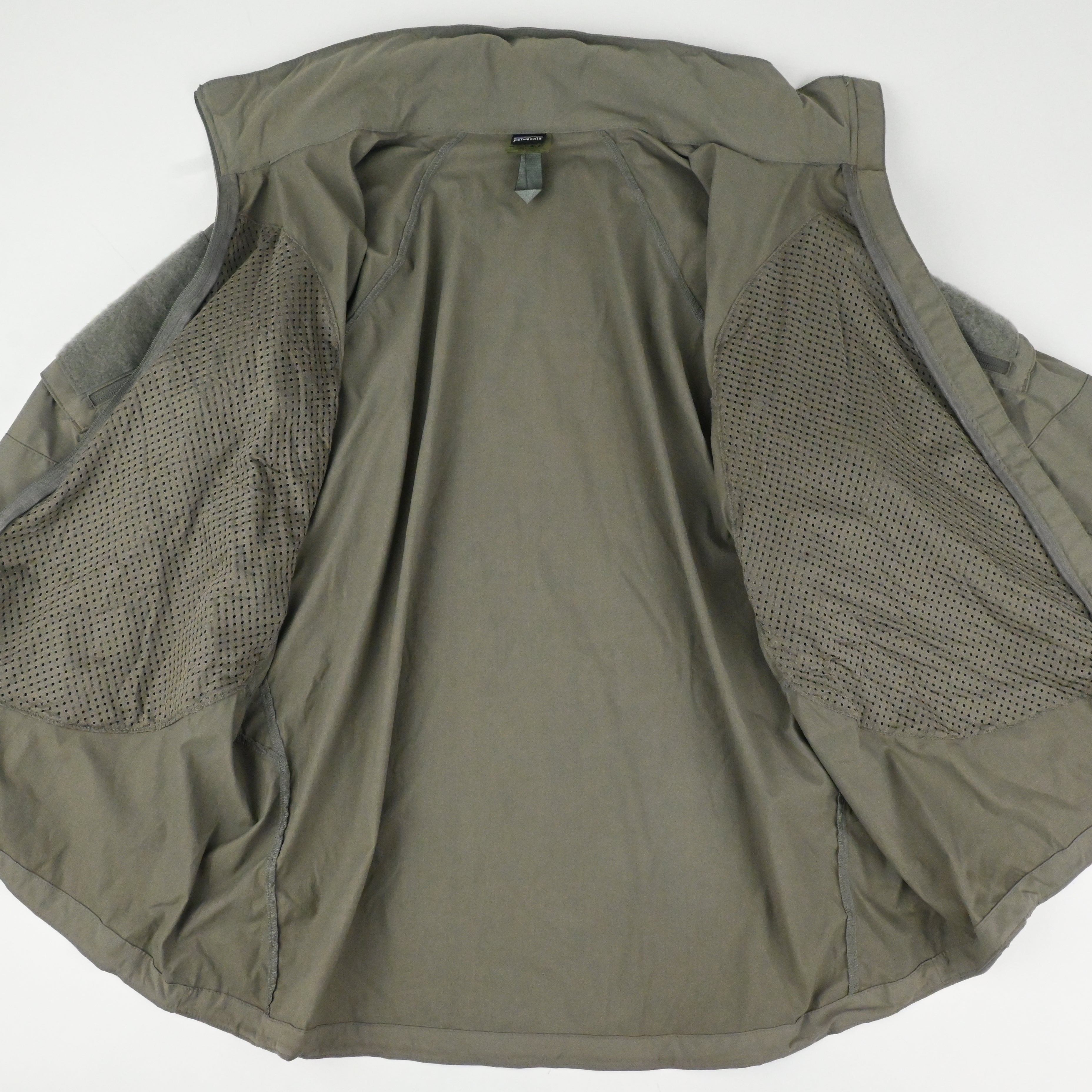 '08 PATAGONIA PCU LEVEL 5 JACKET SIZE L-R
