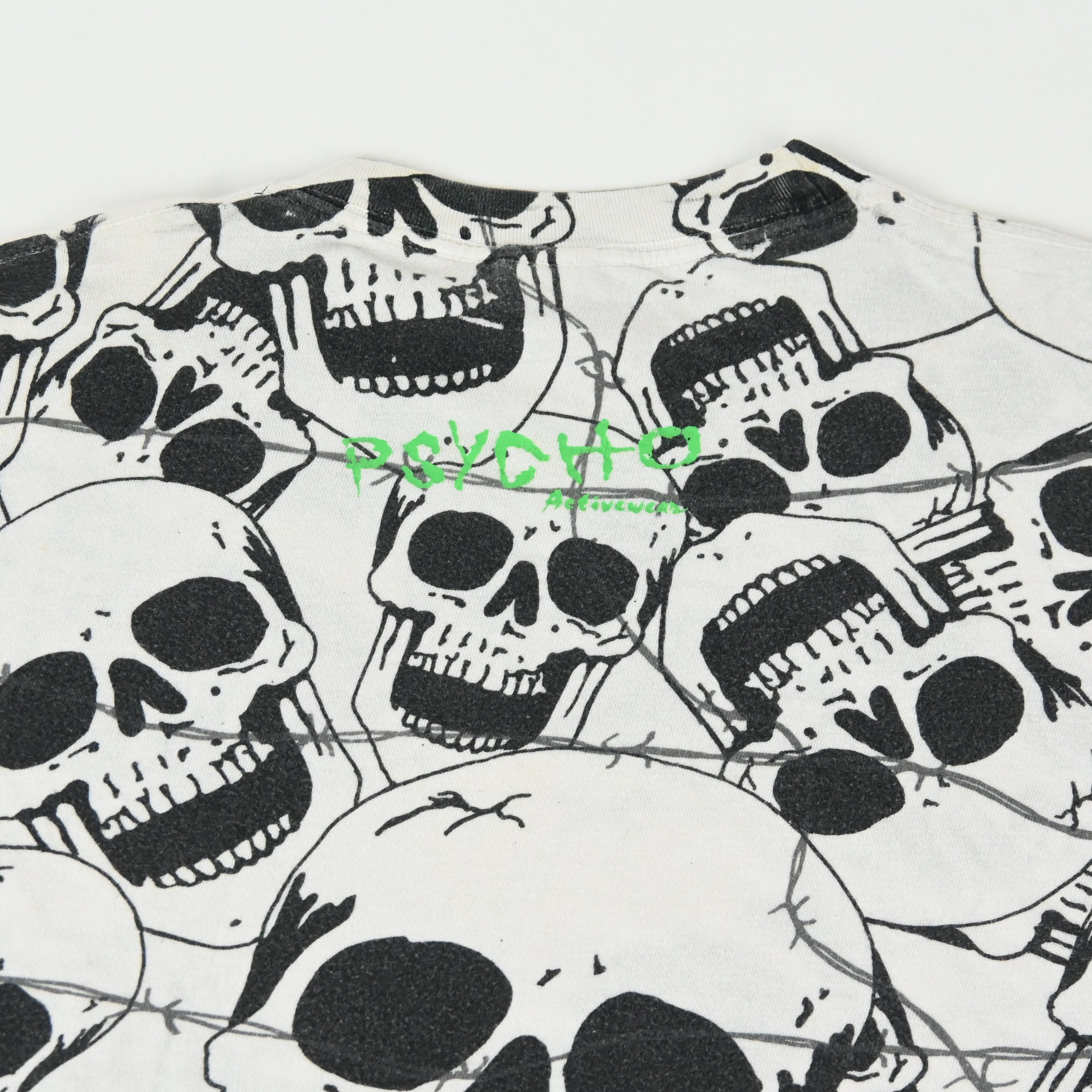 80's SKULL ALLOVER PRINT T-SHIRT SIZE L