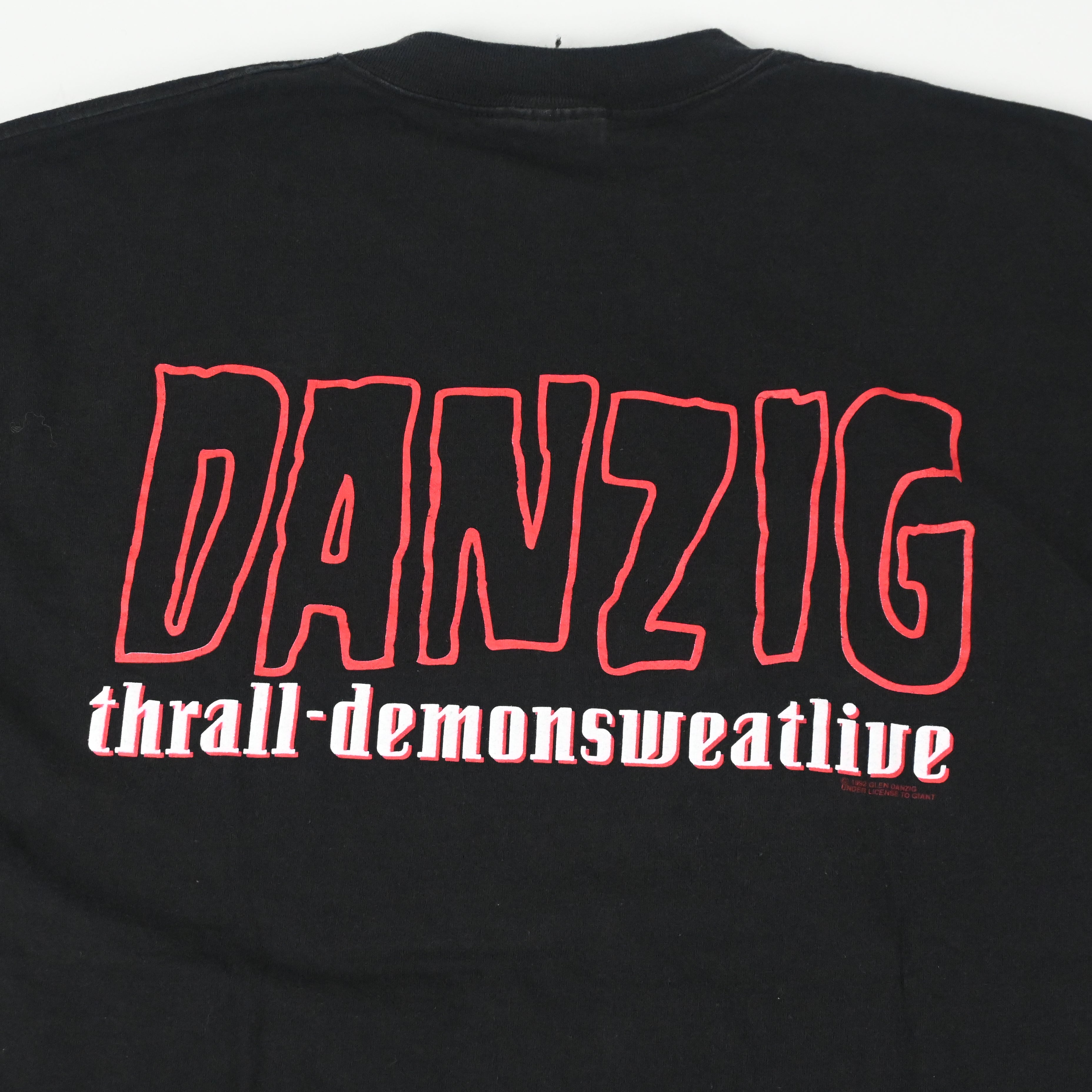 92~93© DANZIG "THEALL-DEMONSWEATLIVE T-SHIRT SIZE XL