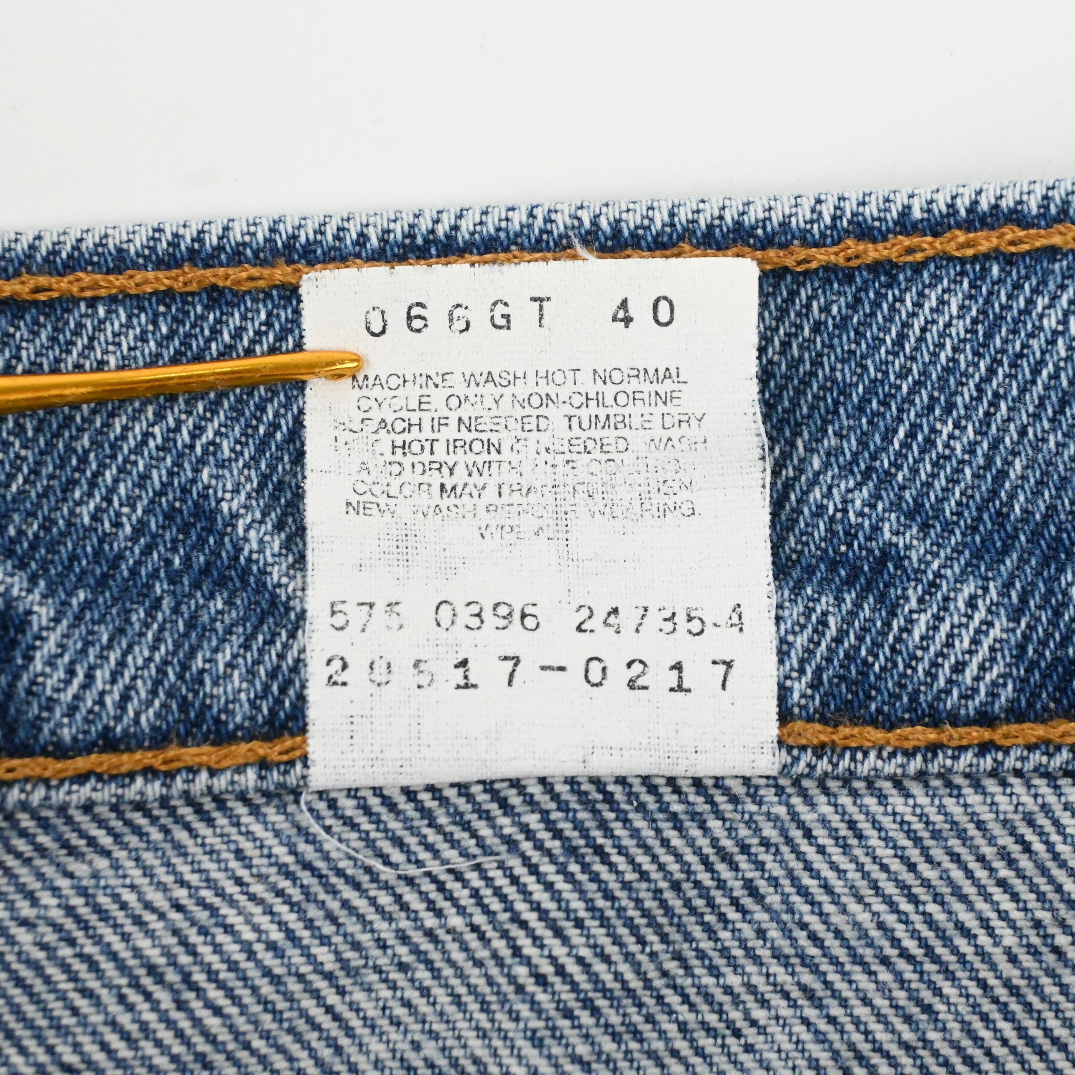 '96 LEVI'S 20517-0217 SIZE W38 L29