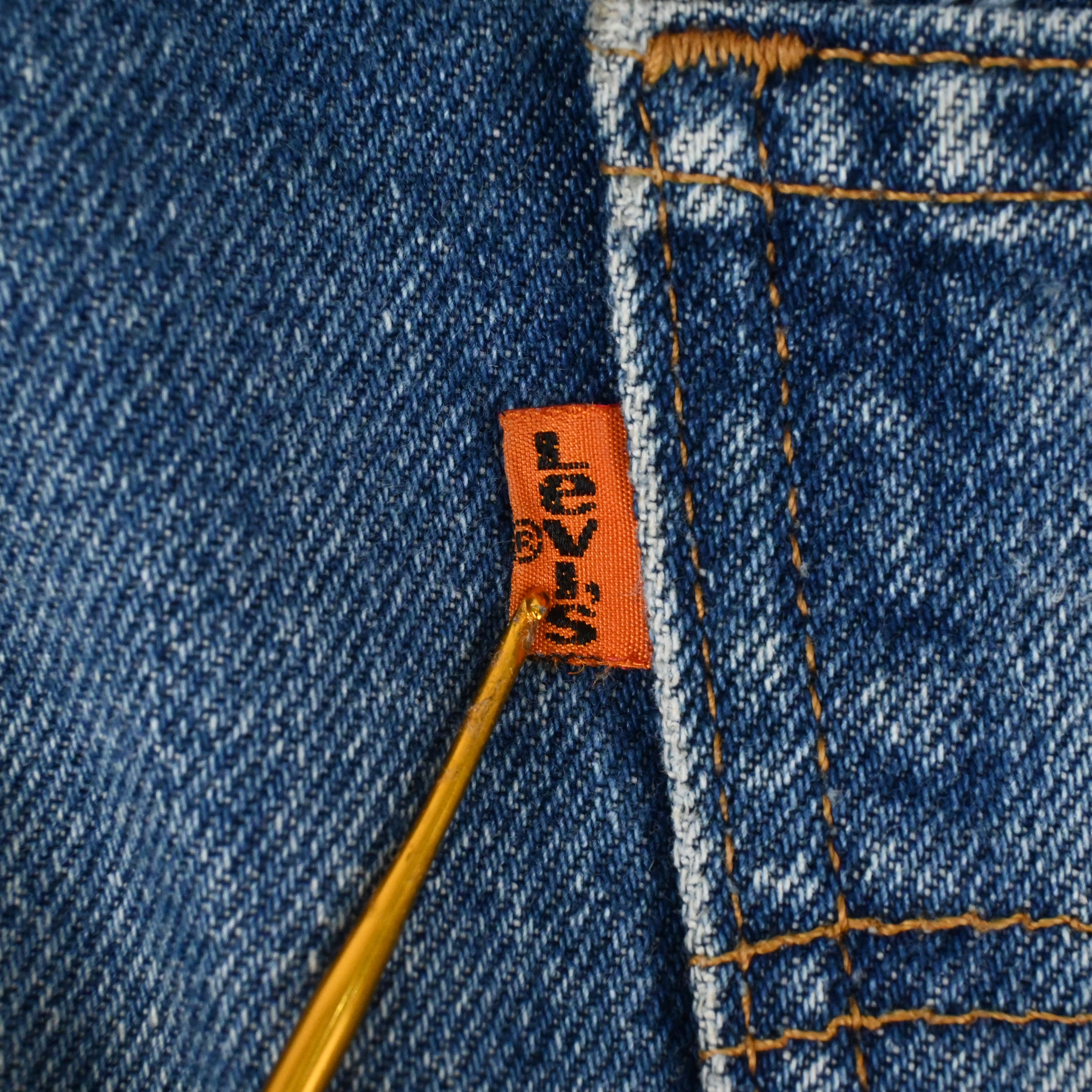 '97 LEVI'S 40505-0215 SIZE W33 L30