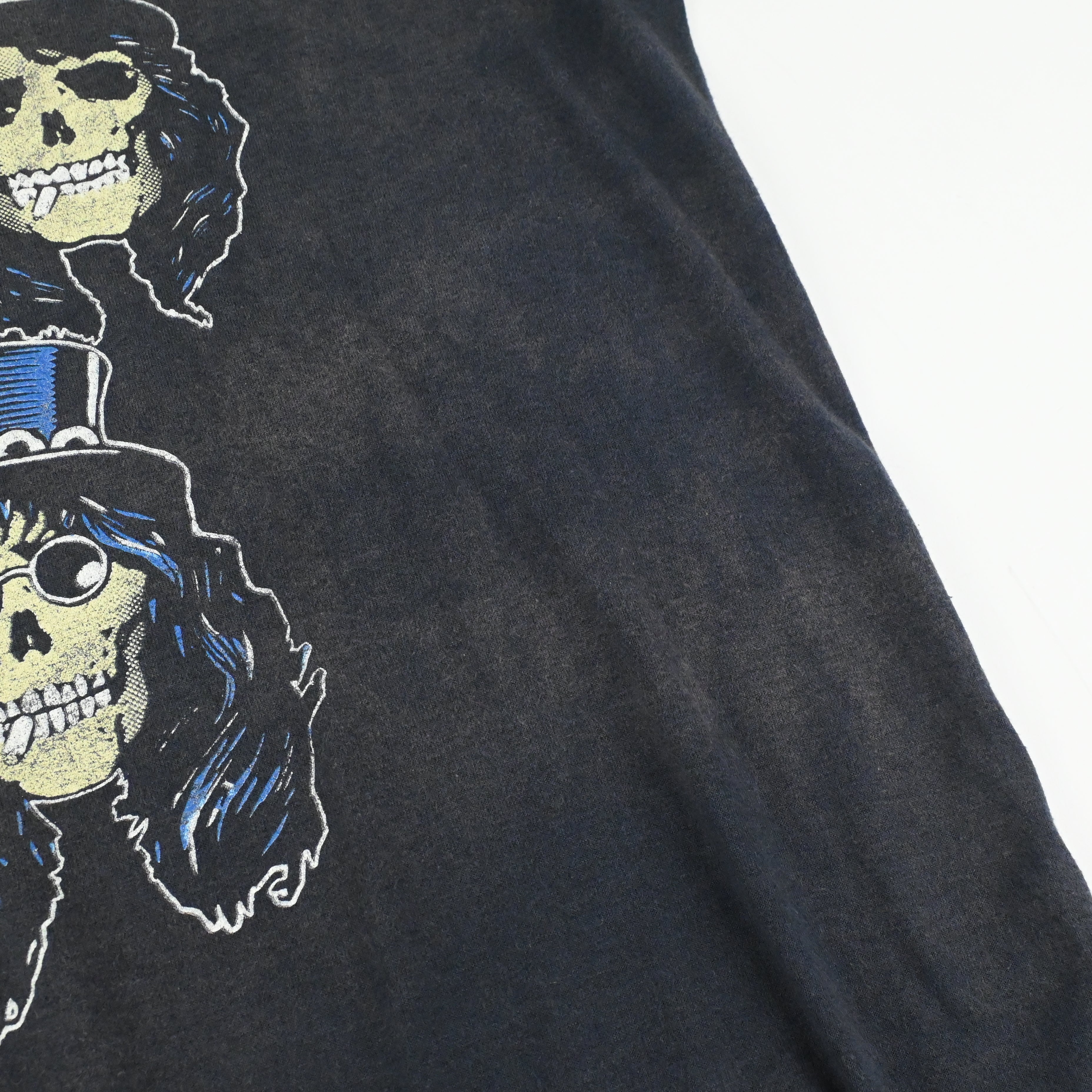 '89 GUNS 'N' ROSES LIVE AT COLISEUM T-SHIRT SIZE LARGE