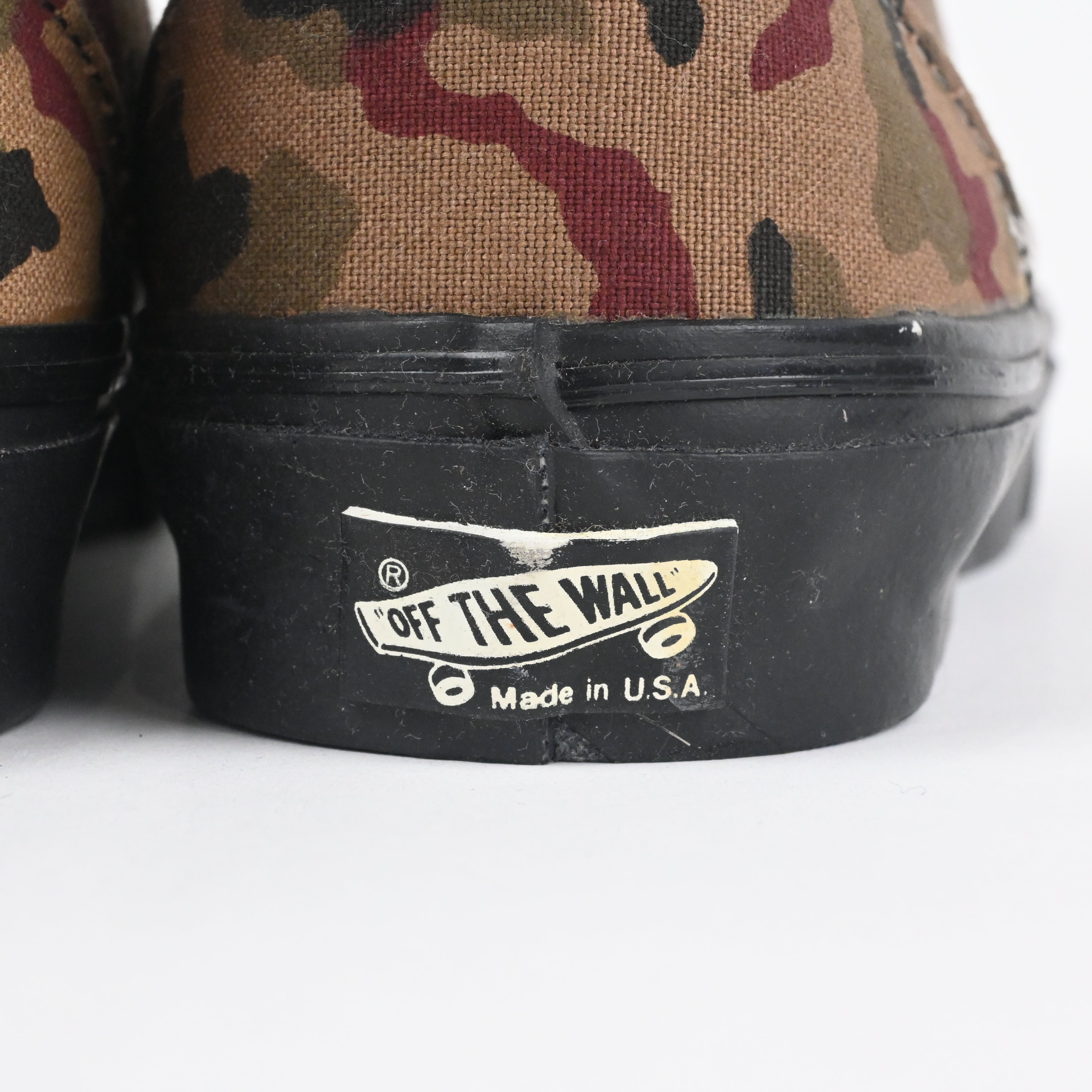 90's VANS "CHUKKA" SIZE 8 DEAD STOCK