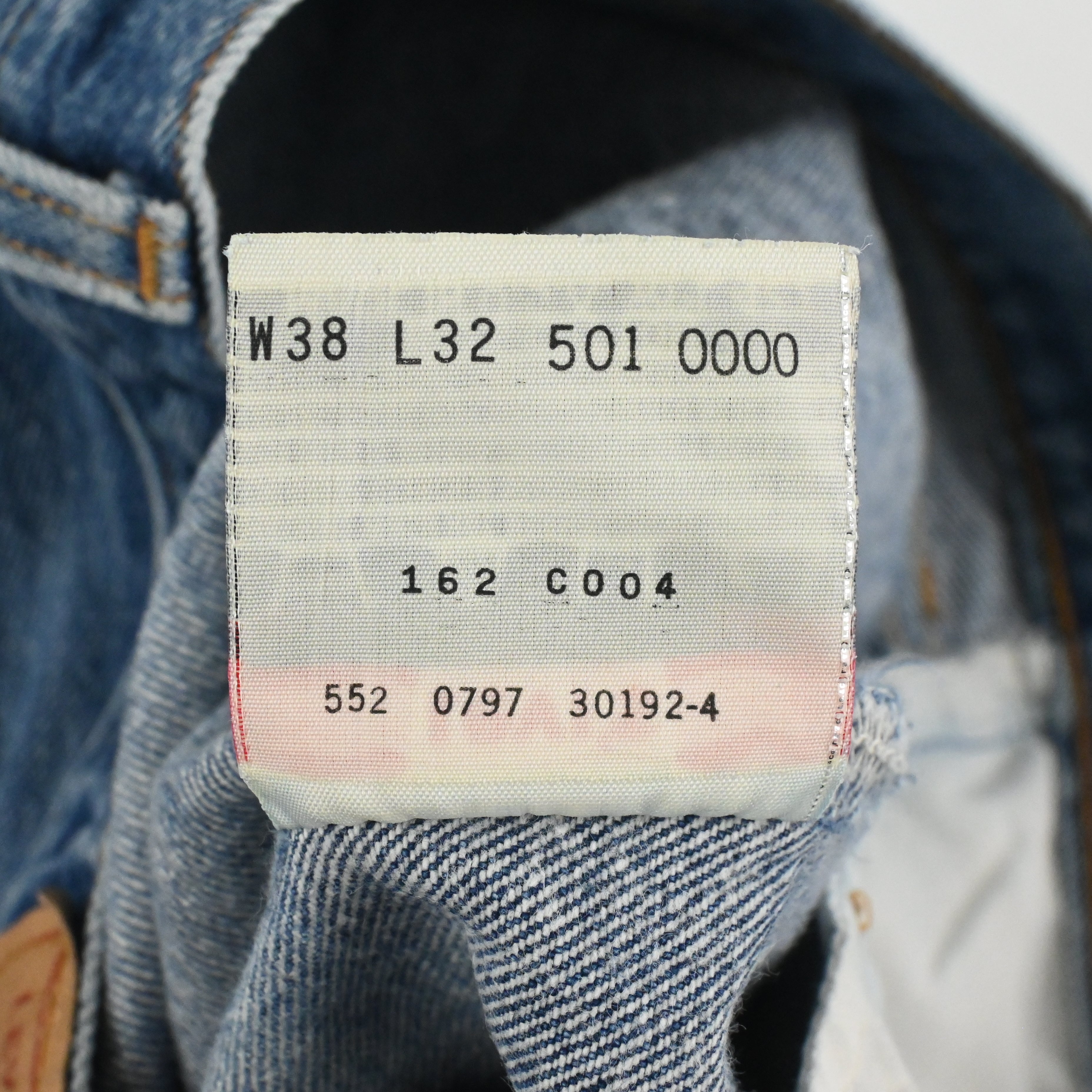 '97 LEVI'S 501-0000 W37 L30