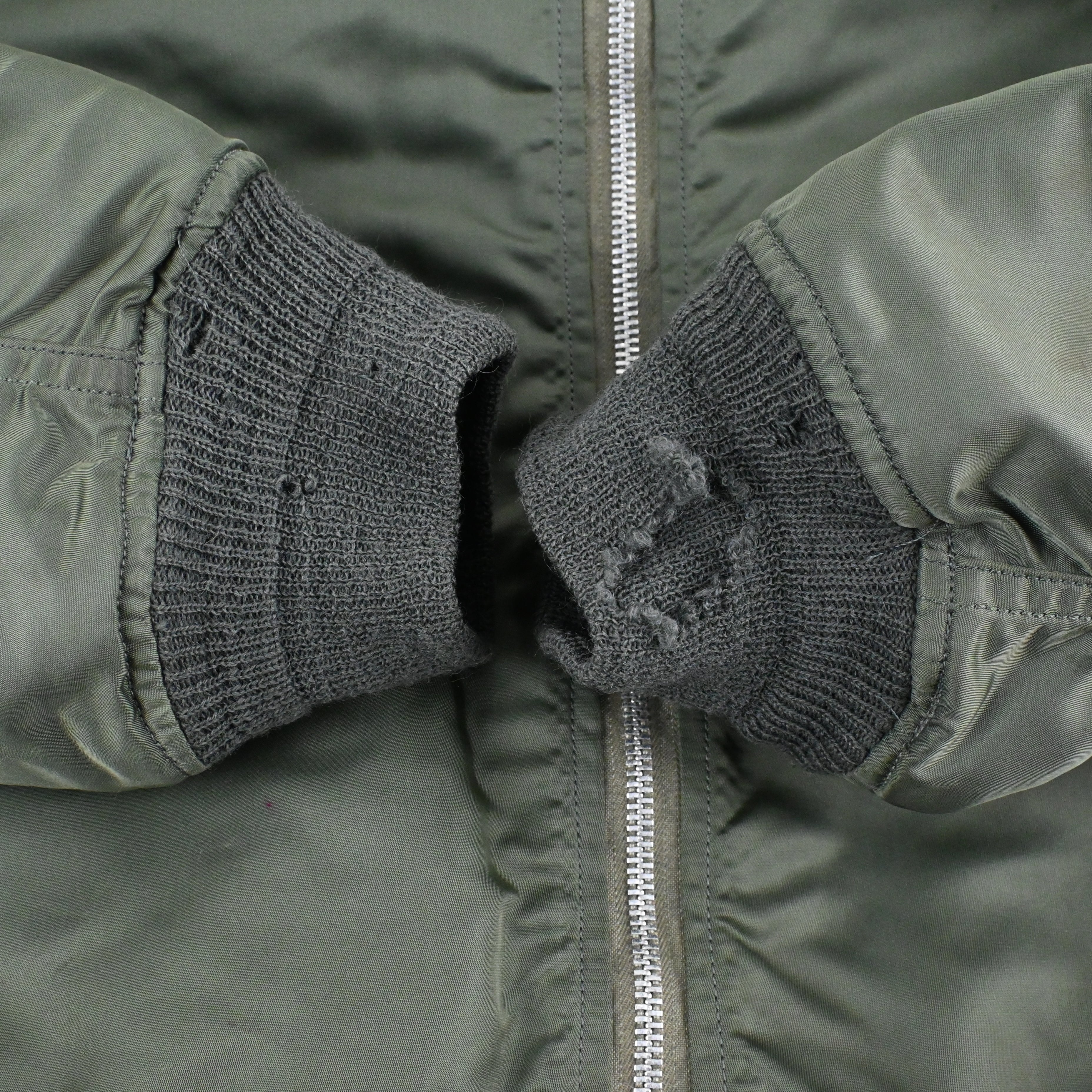 ‘72 U.S.A.F. MIL-J-7448J (USAF) L-2B Flight jacket SIZE: X-LARGE