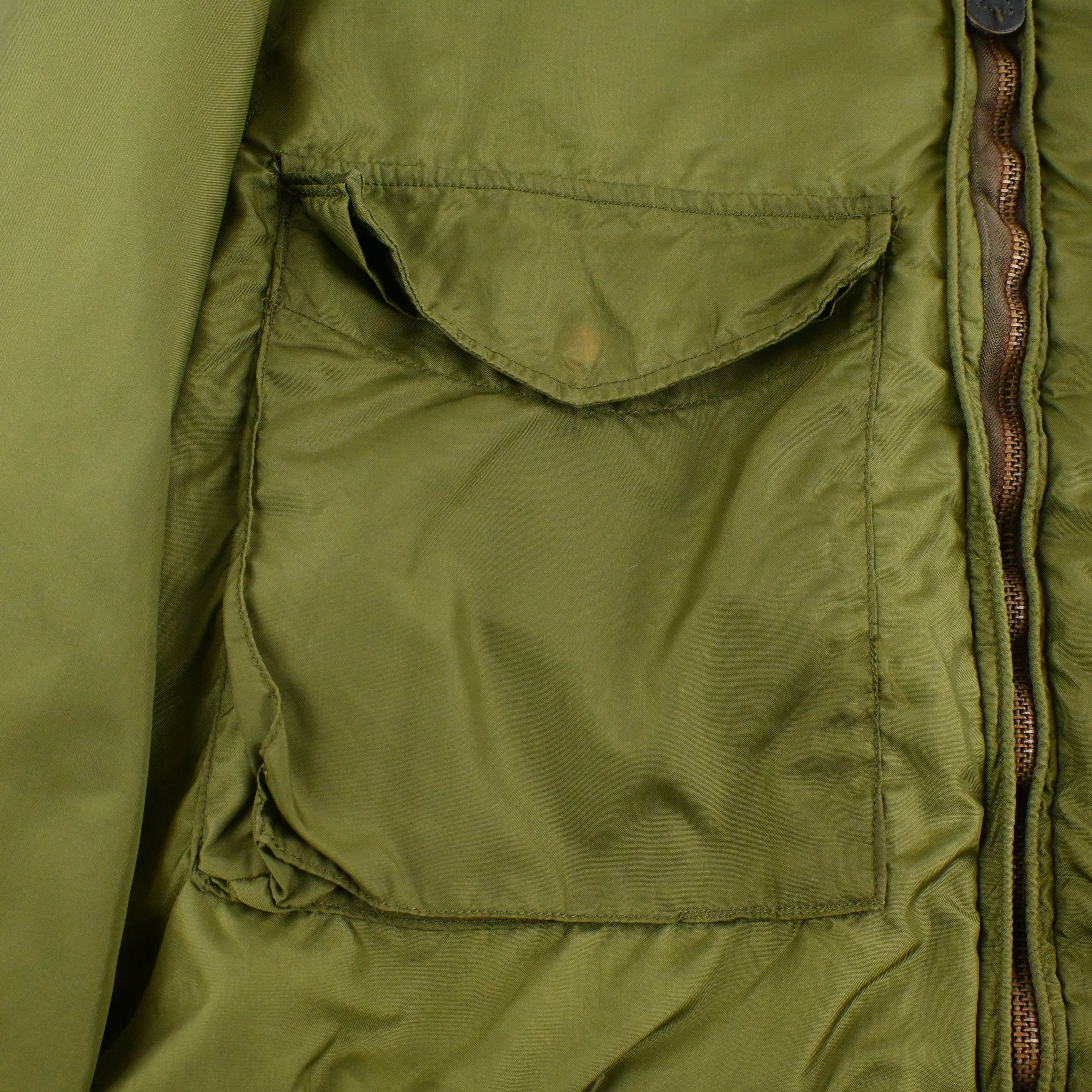 ‘72 U.S.NAVY MIL-S-18342C (WEP) Flight jacket size:44 REGLAR