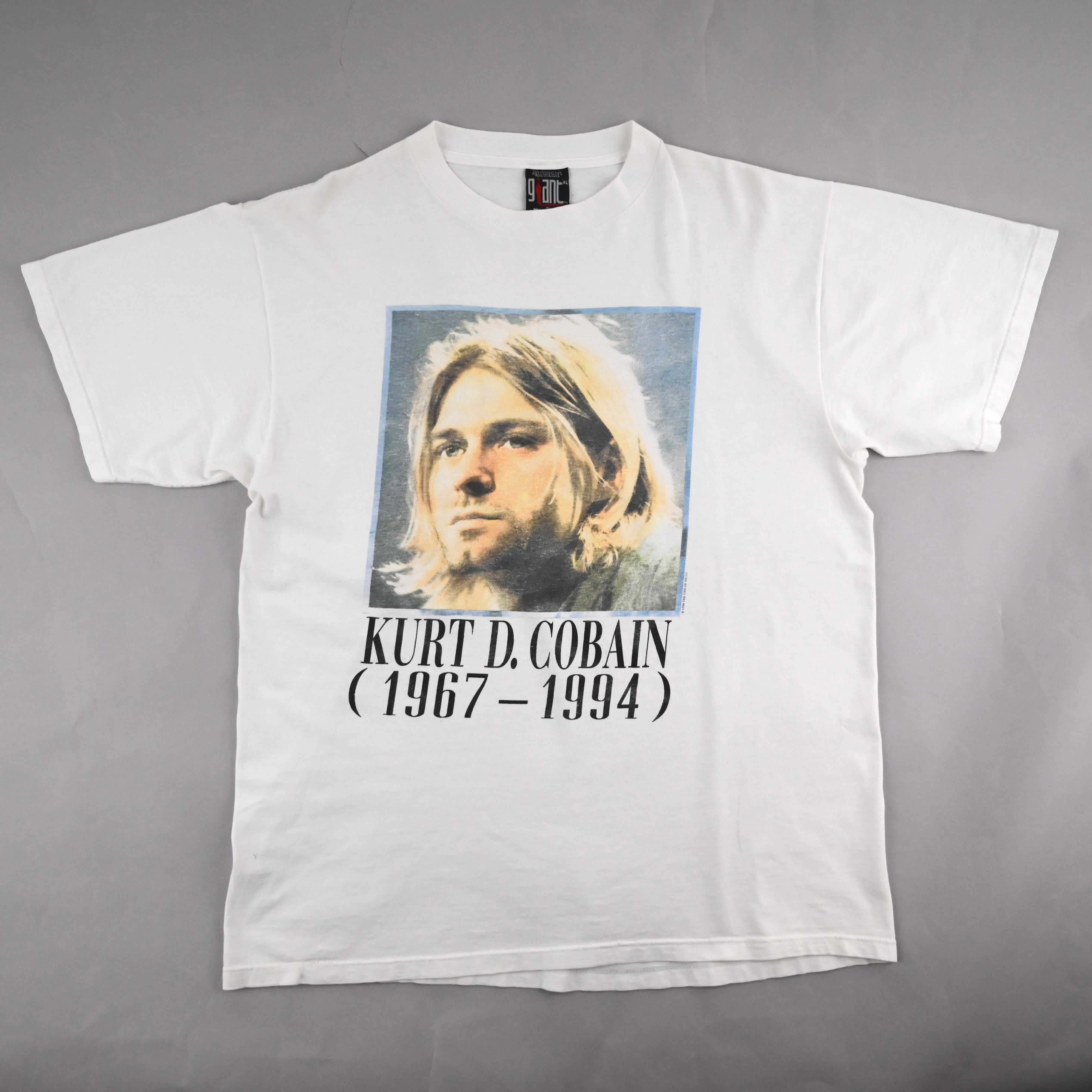 94© KURT COBAIN T-SHIRT SIZE XL