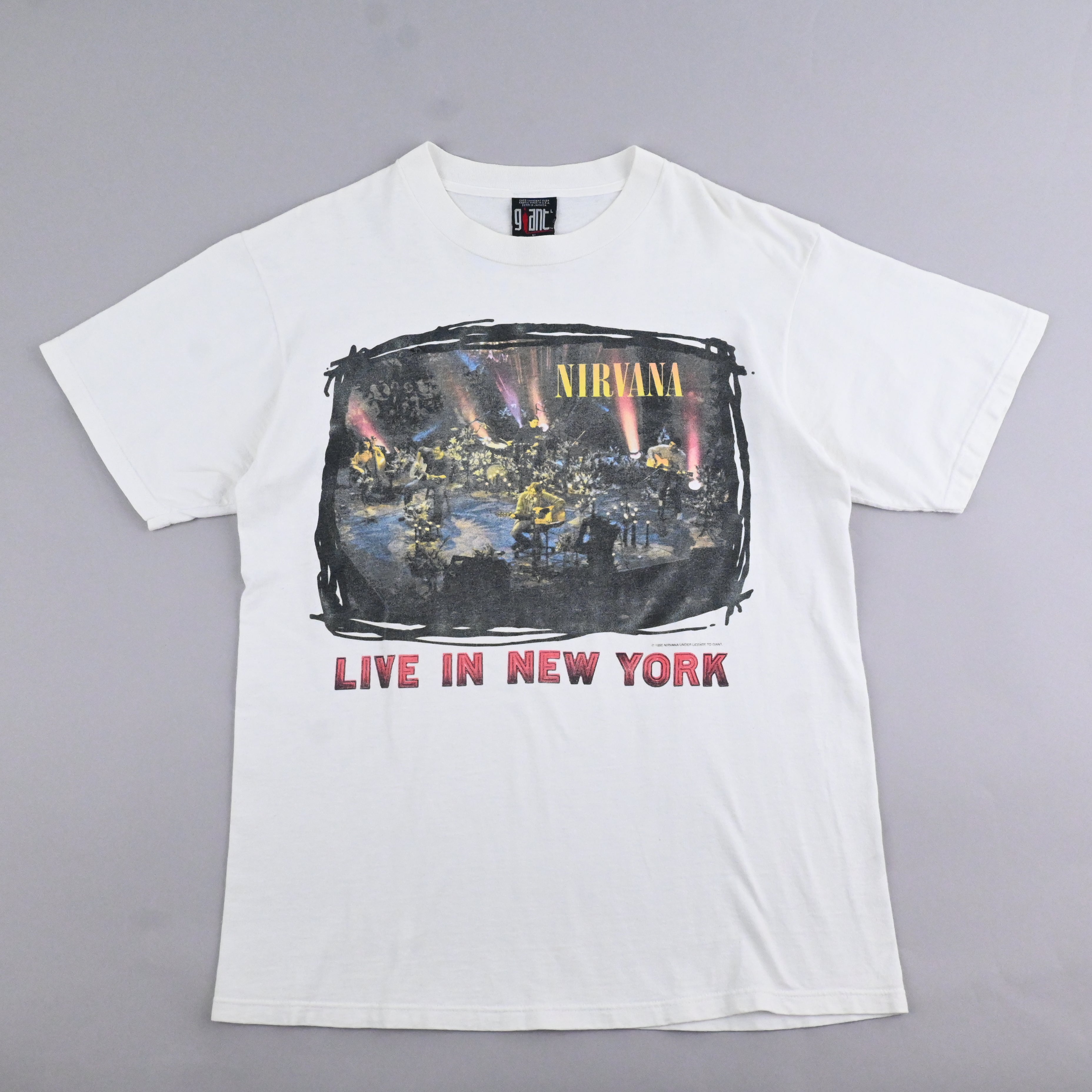 95© NIRVANA MTV UNPLUGGED LIVE IN NEW YORK T-SHIRT SIZE L