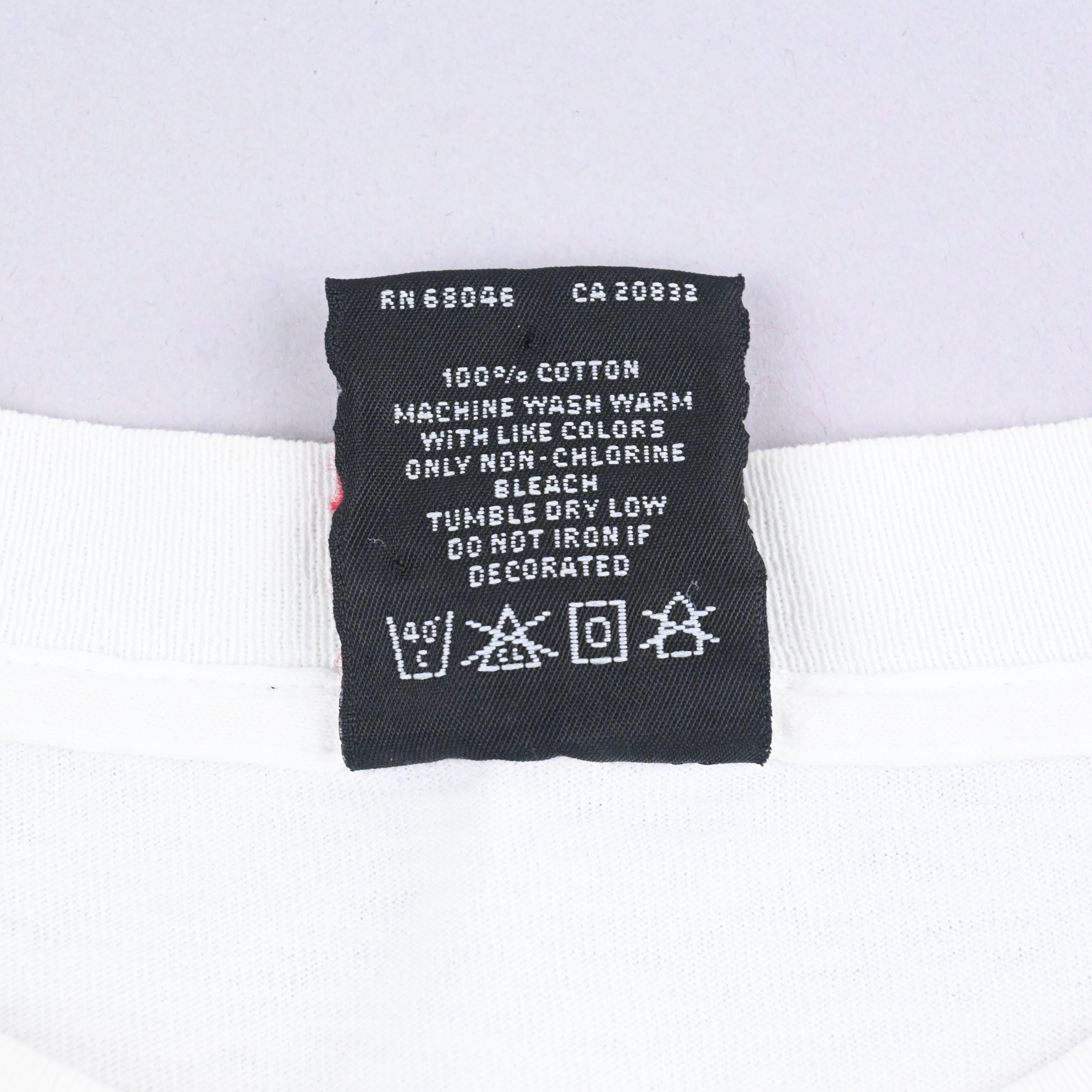 95© NIRVANA MTV UNPLUGGED LIVE IN NEW YORK T-SHIRT SIZE L