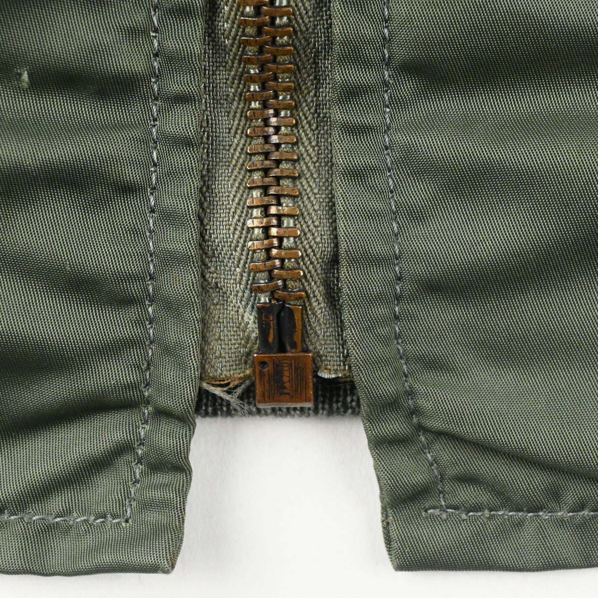 ’67 U.S.A.F. L-2B MIL-J-7448H SIZE MEDIUM