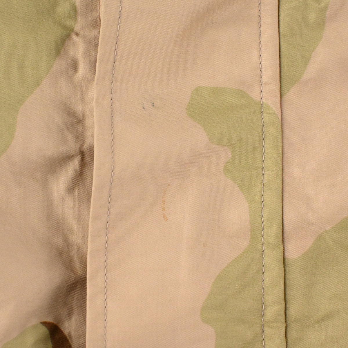 '04 ECWCS GEN1 GORE-TEX PARKA SIZE MEDIUM-SHORT
