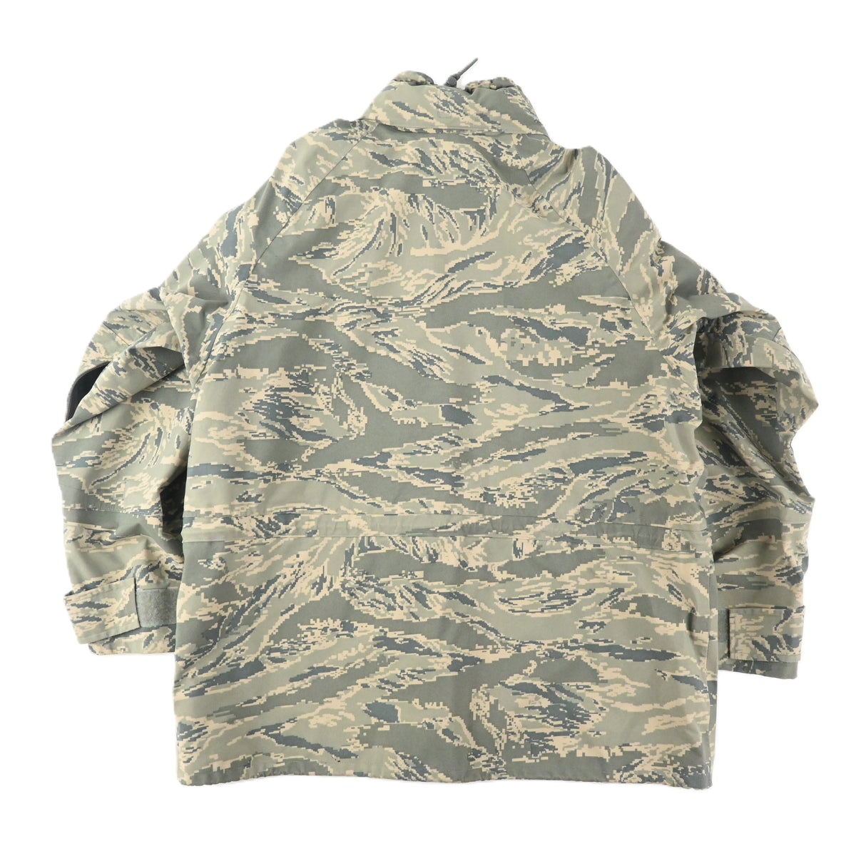 '08 U.S.A.F. APECS GORE-TEX PARKA SIZE MEDIUM-SHORT