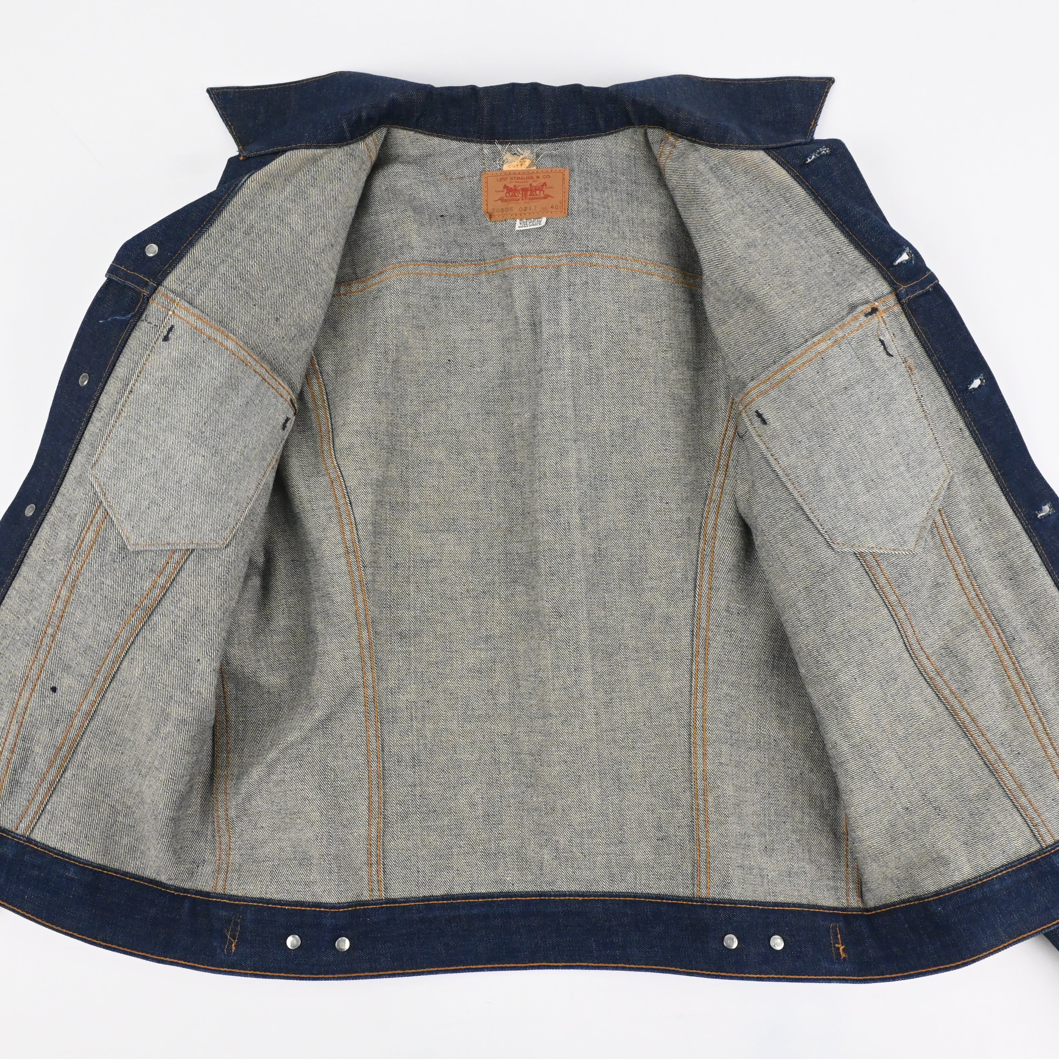 EARLY 70'S LEVI'S 70505-0217 SMALL"e" DEADSTOCK SIZE 40