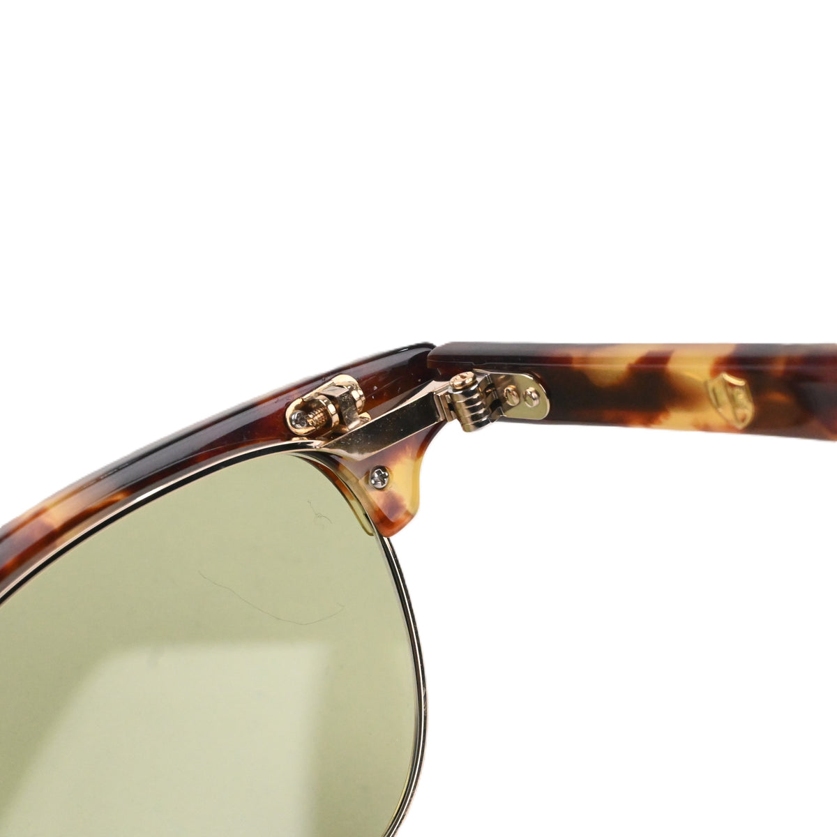 FLAME: Demi×Gold LENSES:Olive 　　　　　　　　　　　　　　　　　　　　　　　　　　Foremost Garments Flip up Glasses