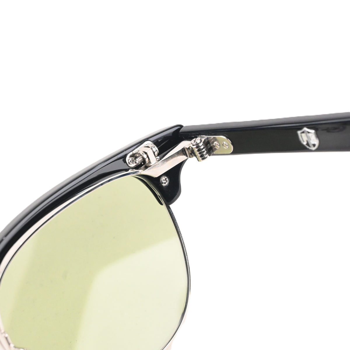 FLAME:Black×Silver LENSES:Olive　　　　　　　　　　　　　　　　　　　　　　　　　　　　Foremost Garments Flip up Glasses