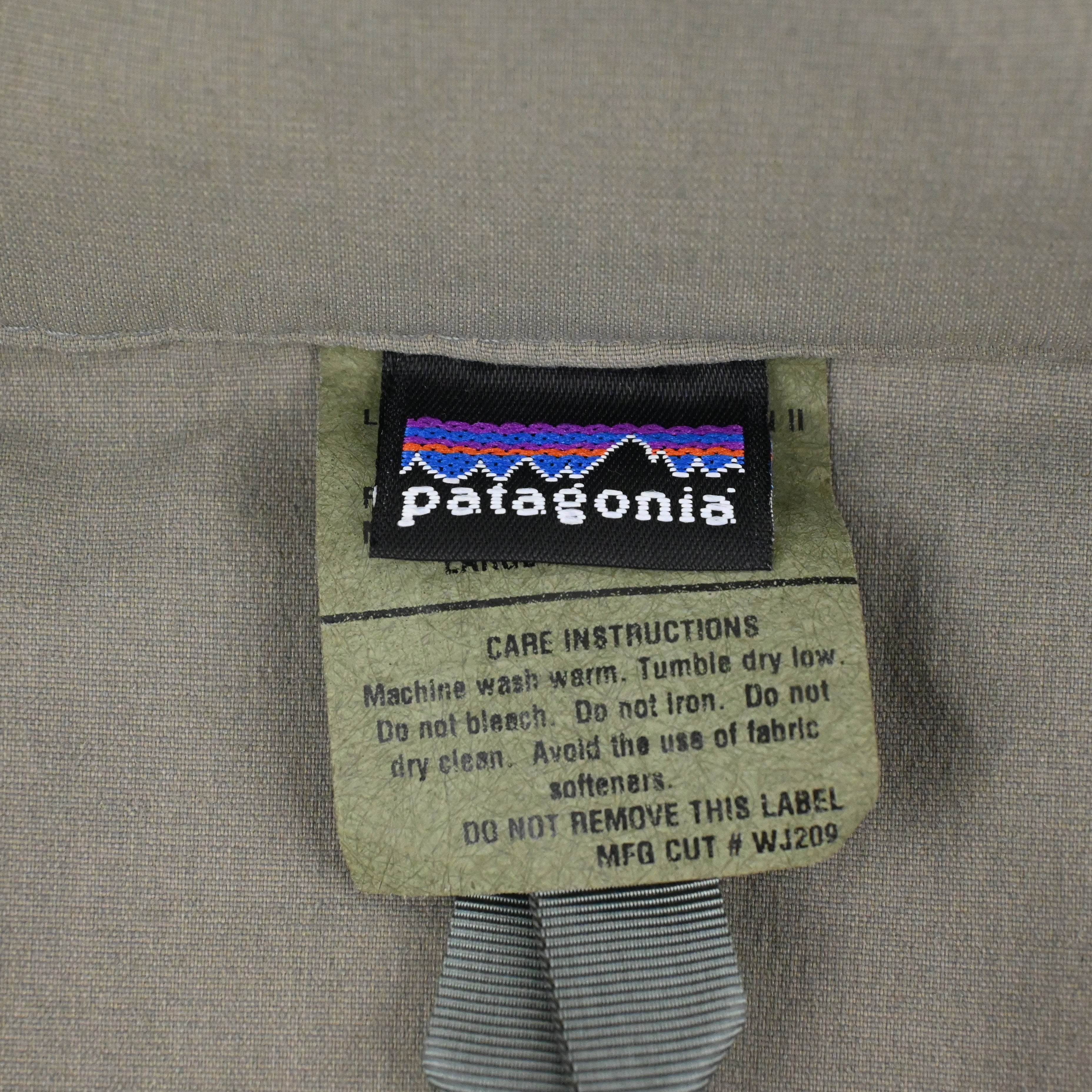 '08 PATAGONIA PCU LEVEL5 SOFT SELL JACKET SIZE L-REG