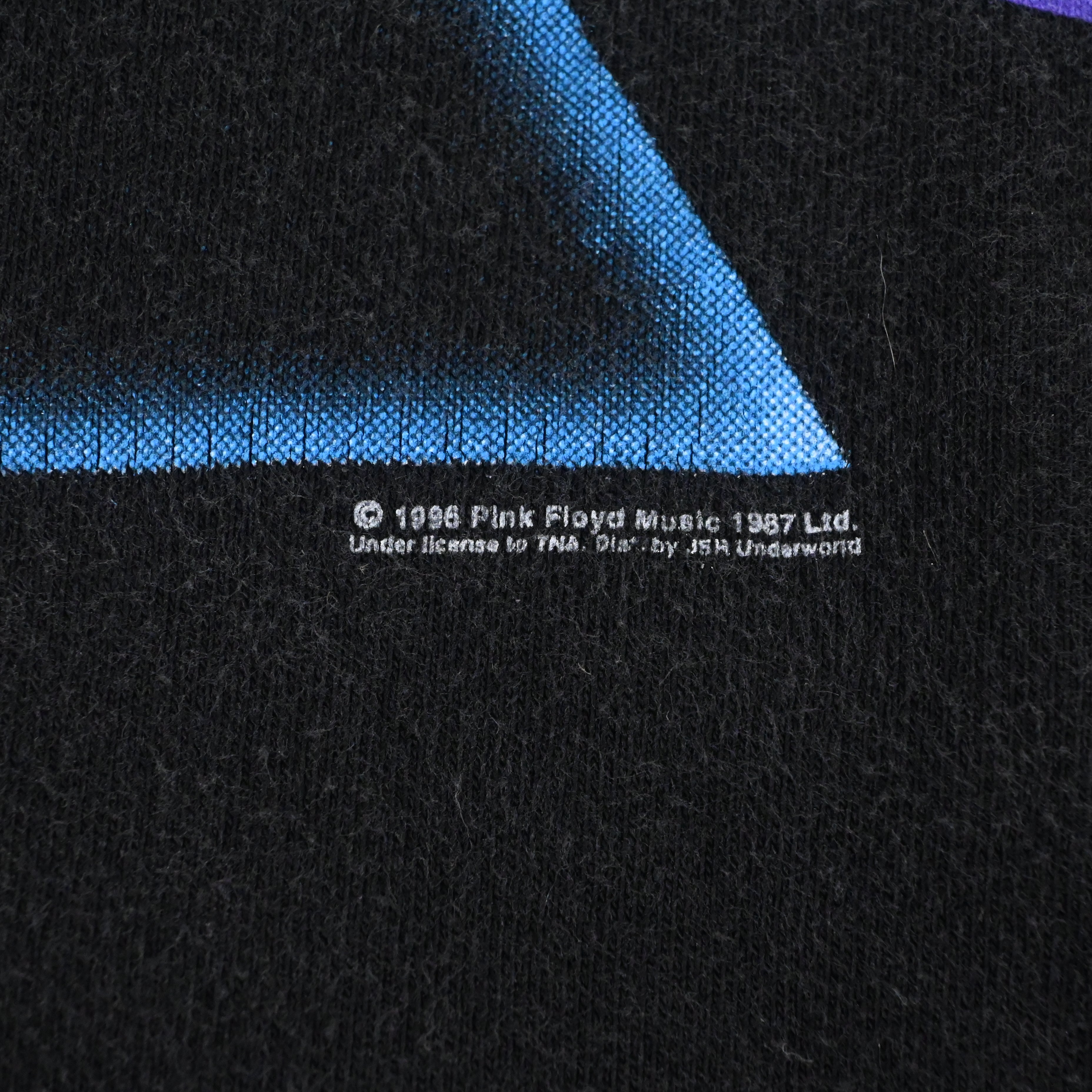 96© PINK FLOYD "The Dark Side Of Moon” T-SHIRT SIZE L