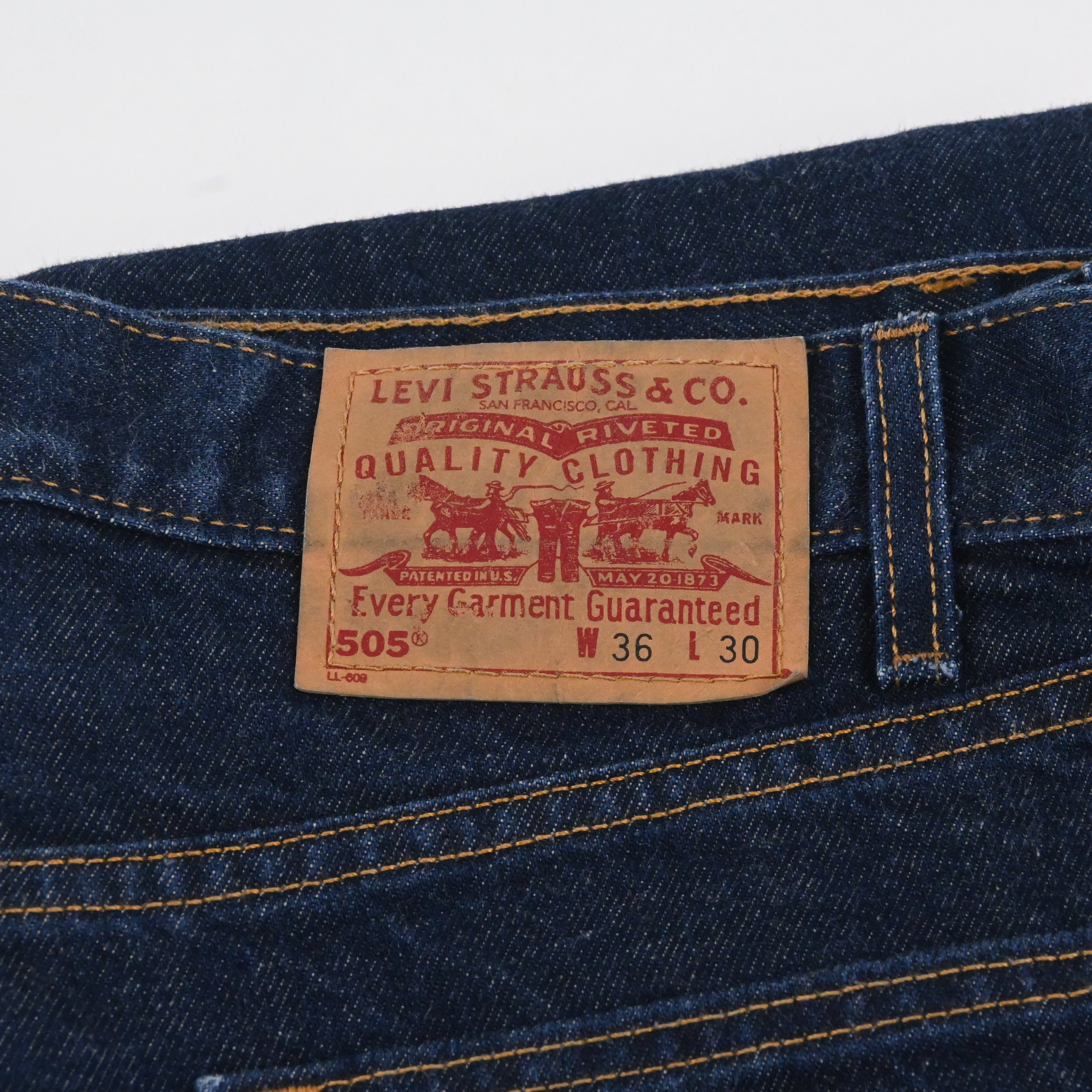 '02 Levi's 505-0216 Size W36 L30