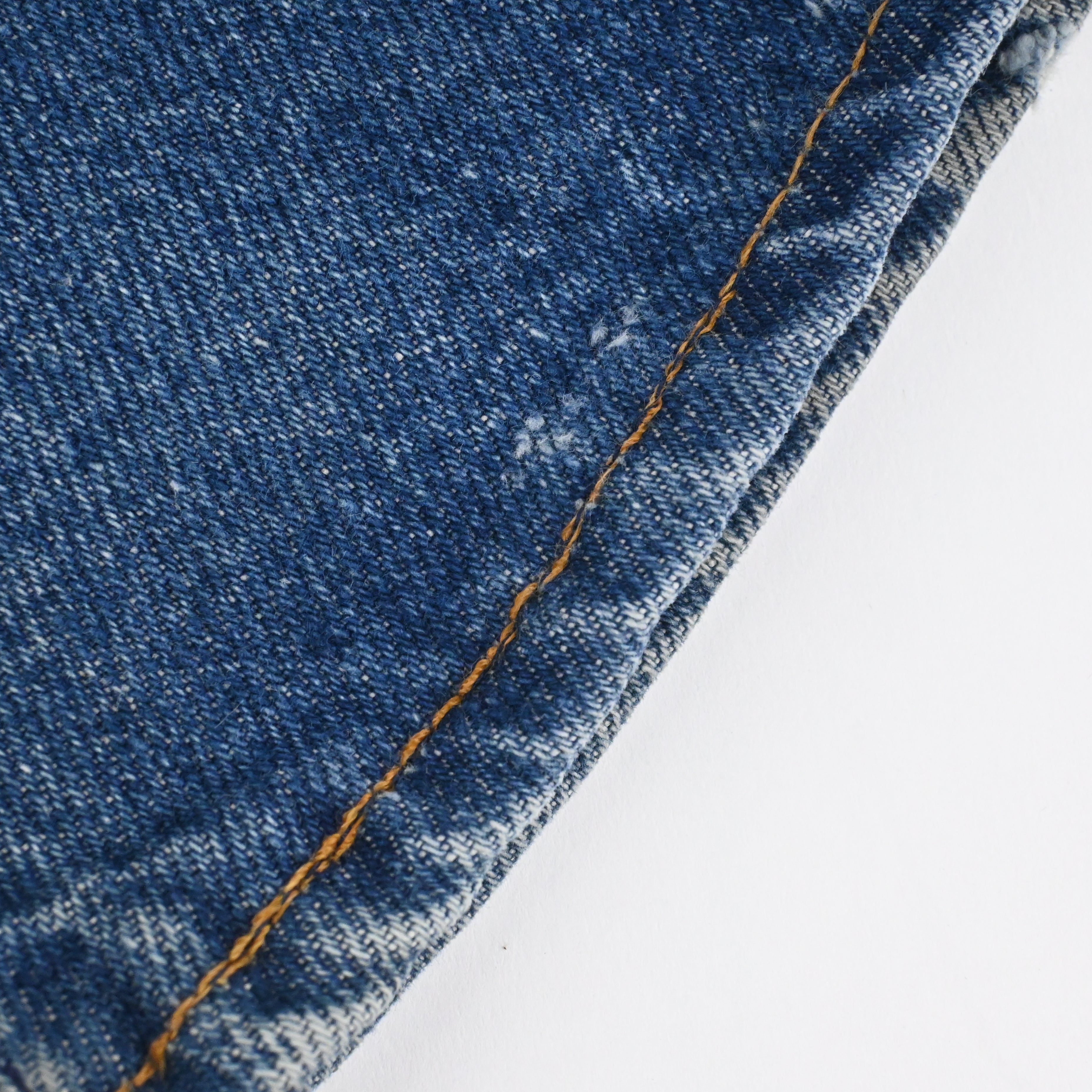 80 LEVI'S 646-0217 SIZE W31 L28