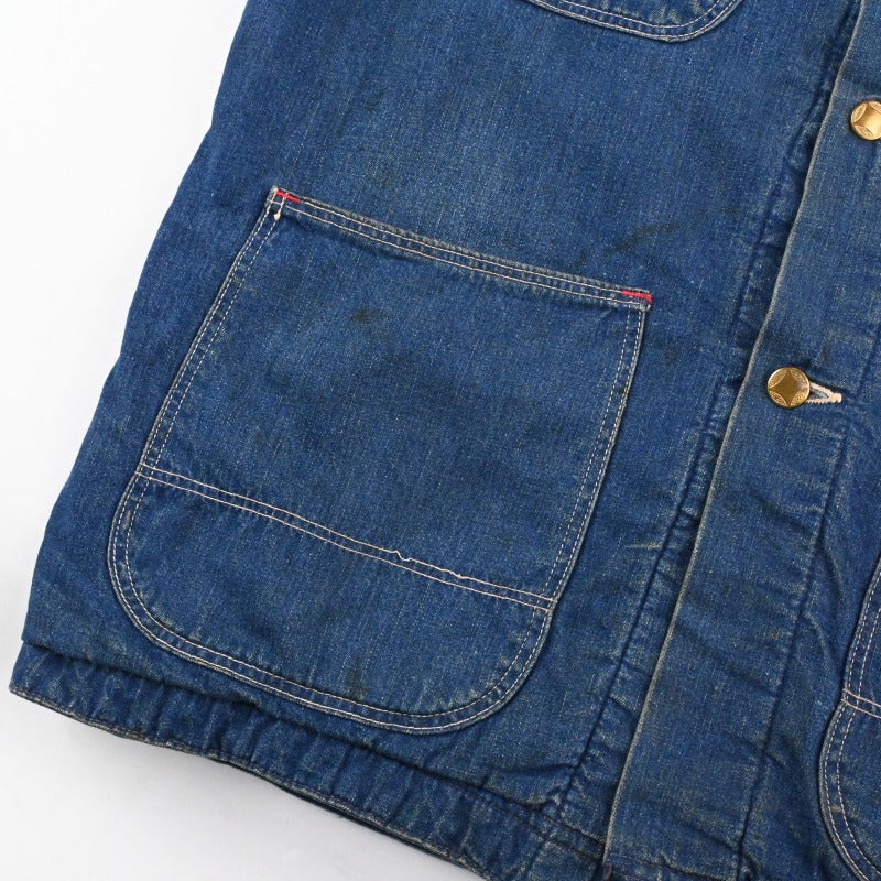 ロントに汚れがございます。