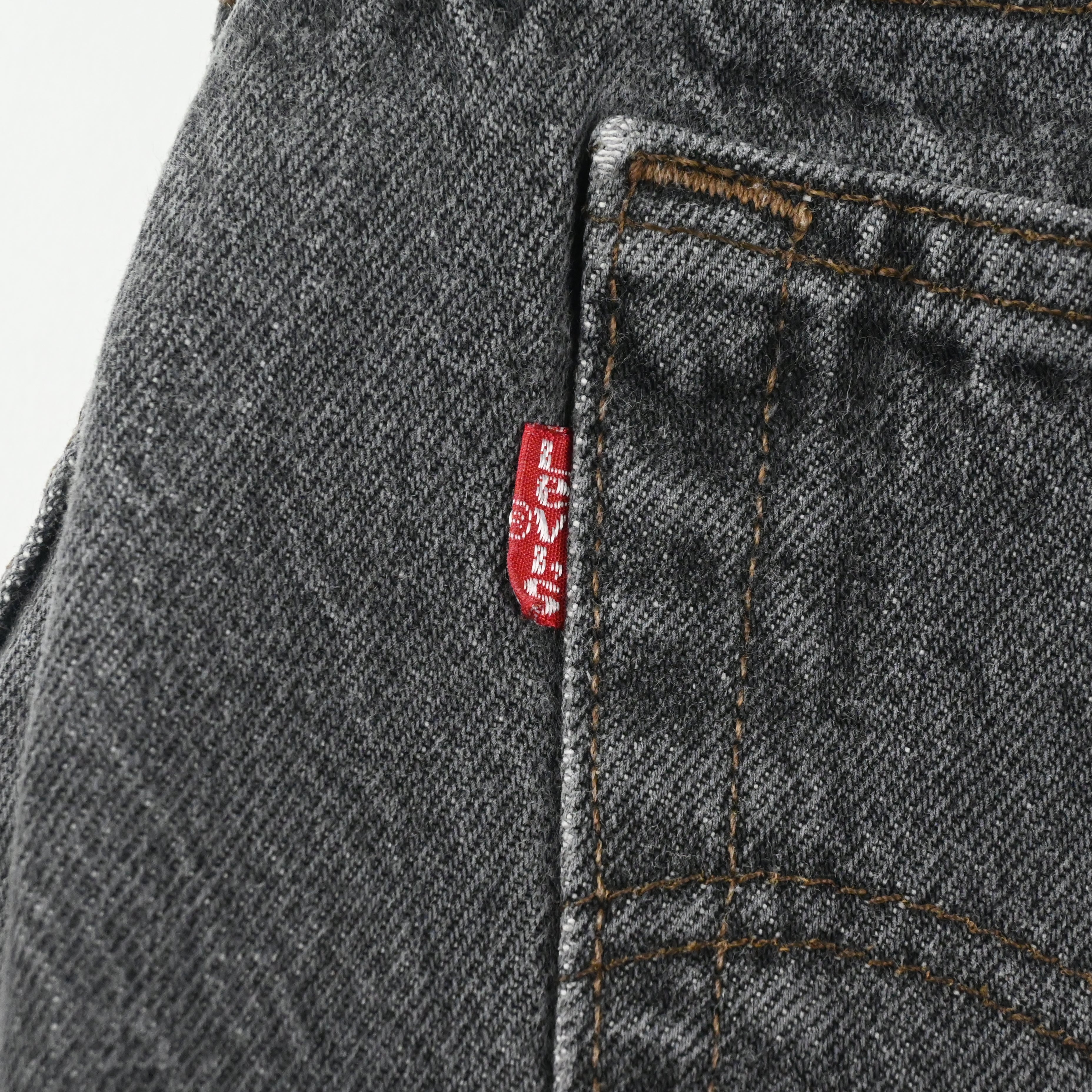 '87 LEVI'S 501-0658 SIZE W34 L30 BLACK
