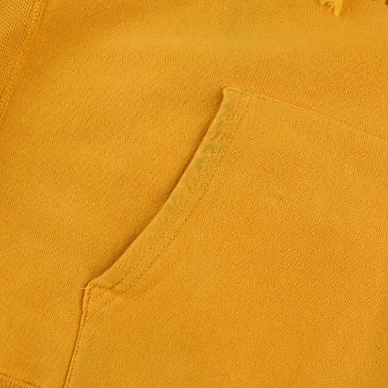 ポケットに汚れがございます。