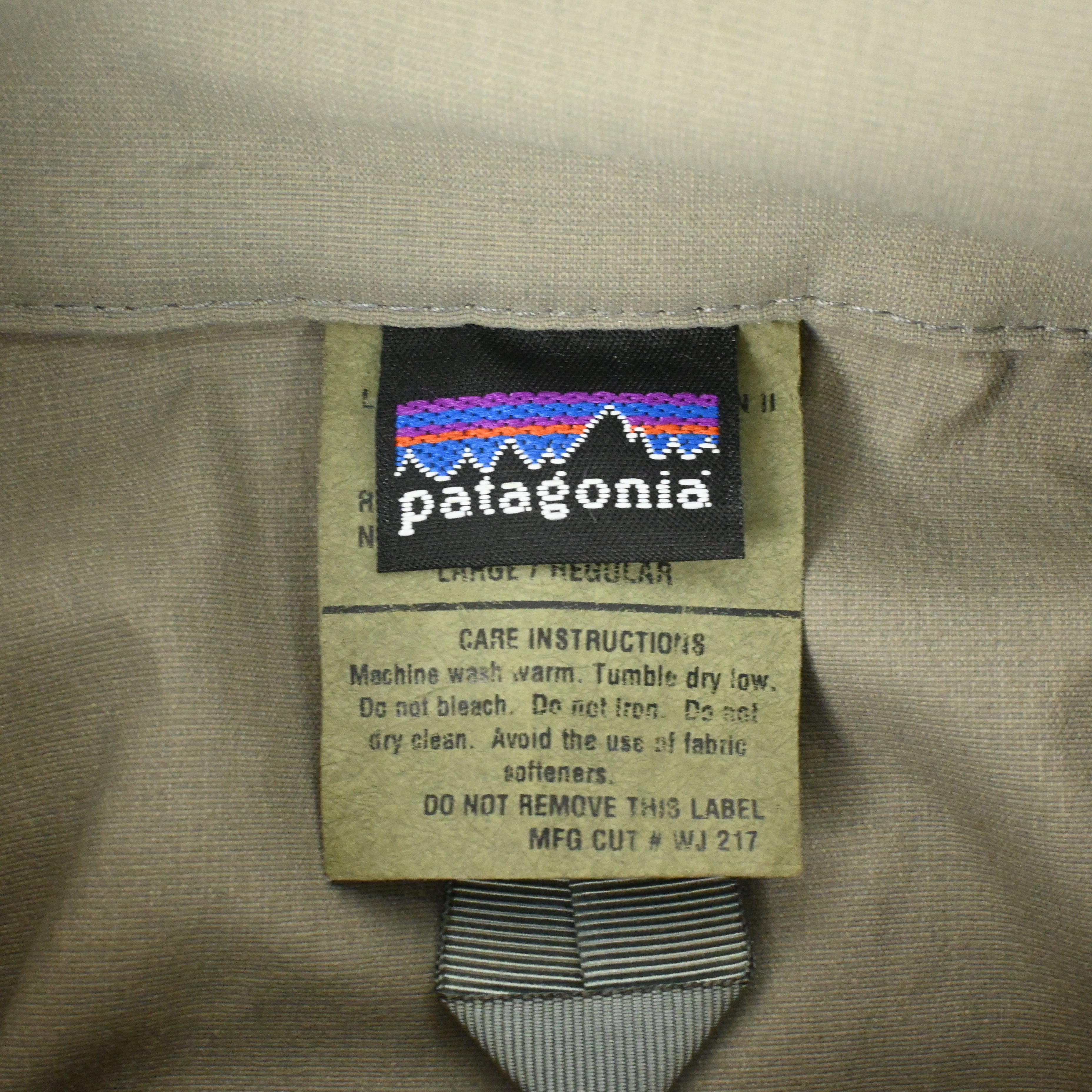 '08 PATAGONIA PCU LEVEL 5 JACKET SIZE L-R