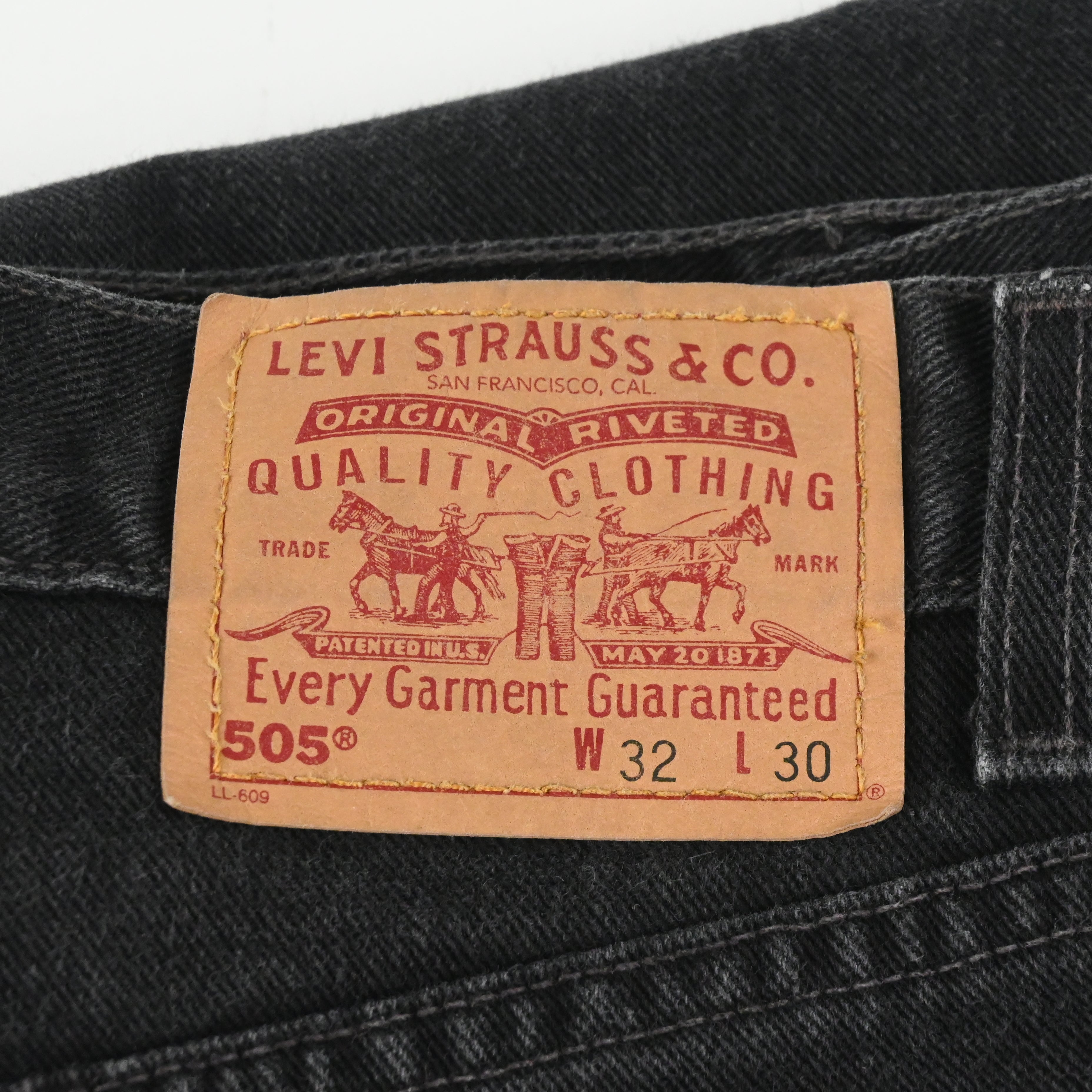 '00 LEVI'S 00505-0260 SIZE W32 L30