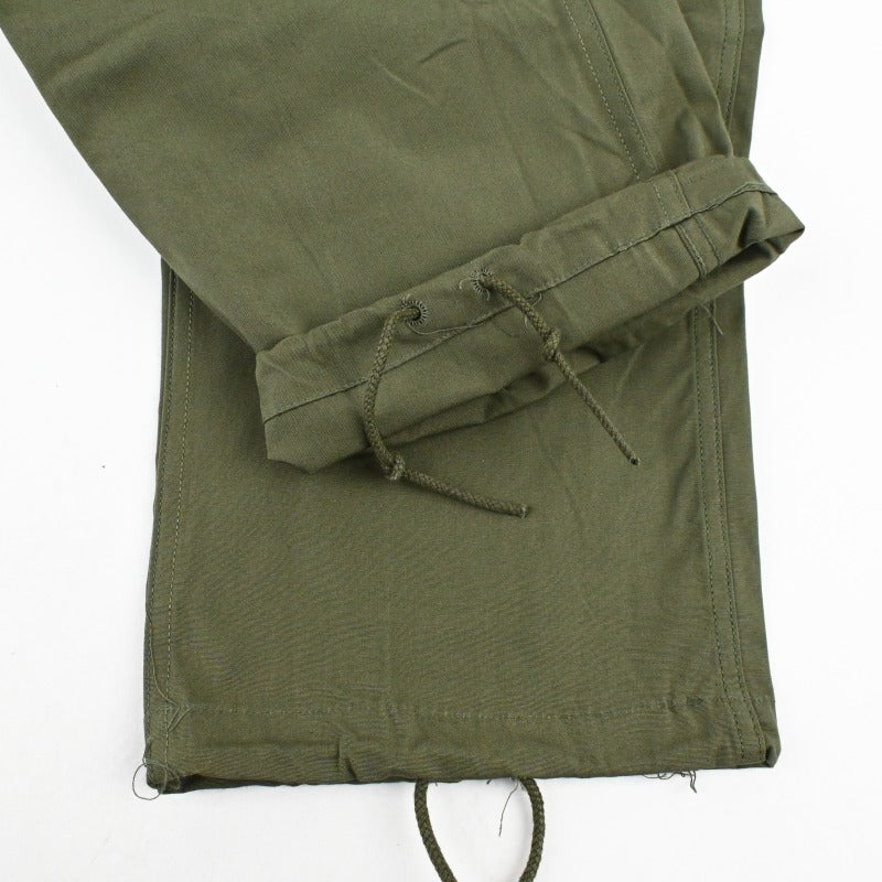 60's U.S ARMY JUNGLE FATIGUE 3RD NON RIP SIZE S-REG DEAD STOCK