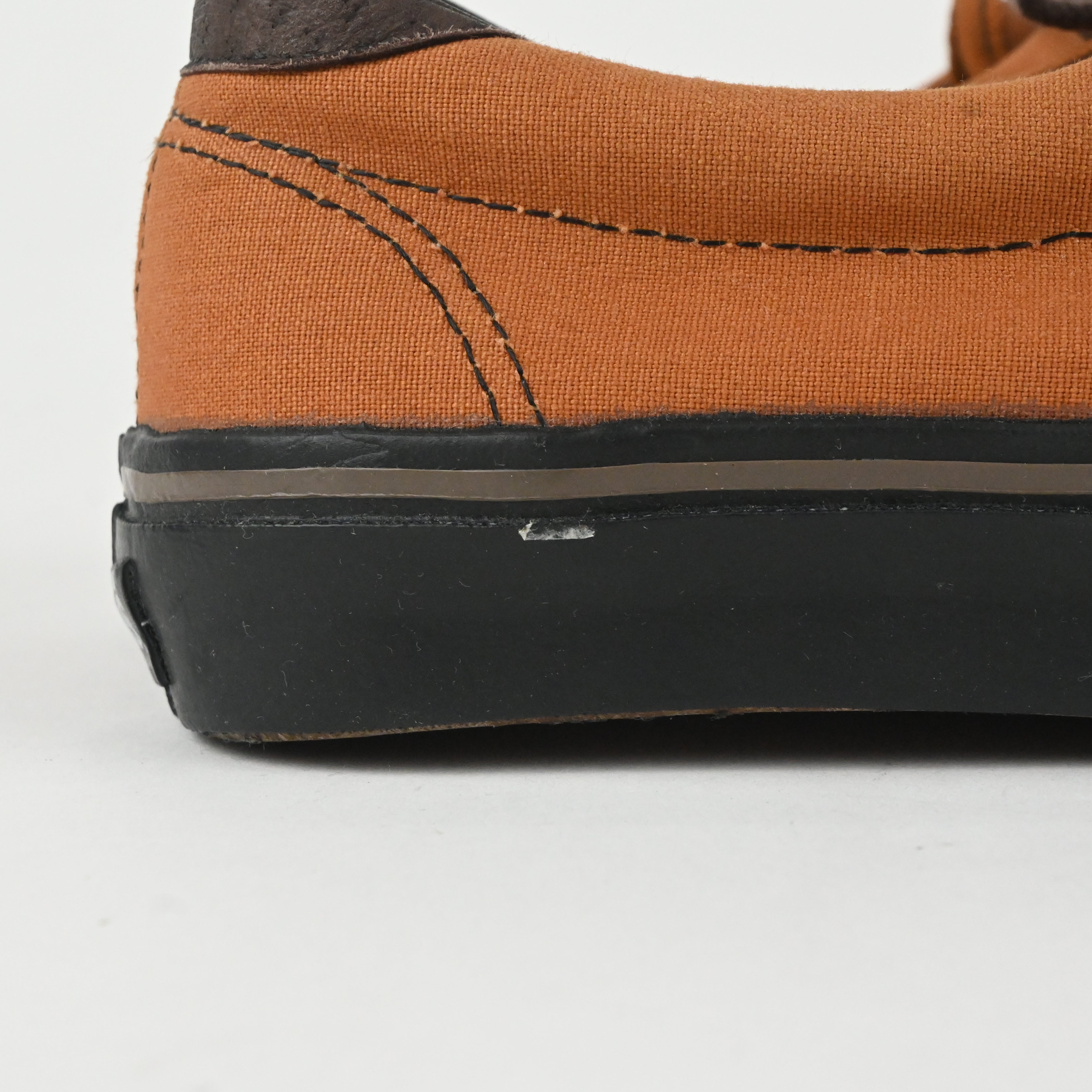 90’s VANS ERA DEAD STOCK SIZE 9