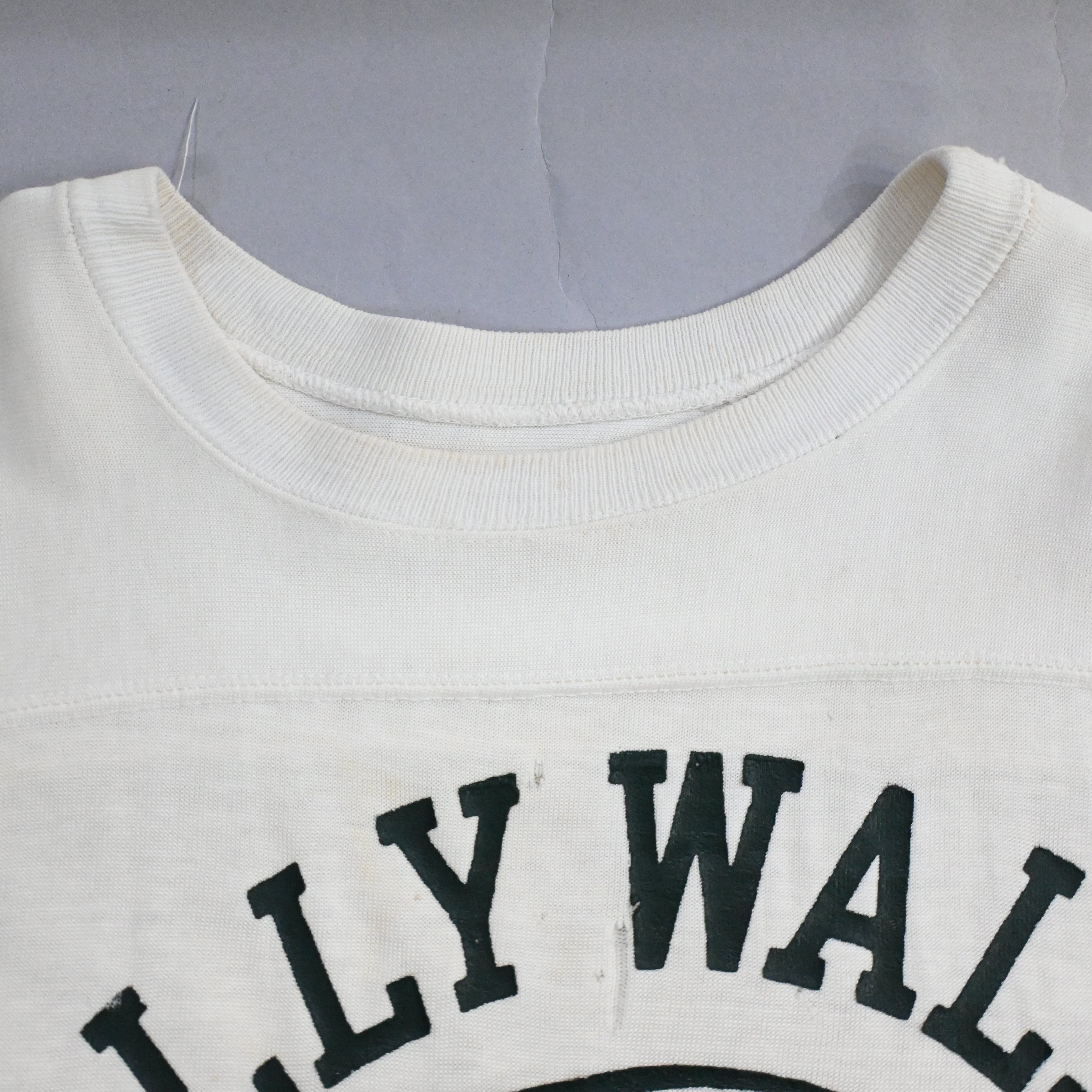 70’s CHAMPION "KELLY WALSH FOOTBALL 115" FOOT BALL T-SHIRT SIZE XL