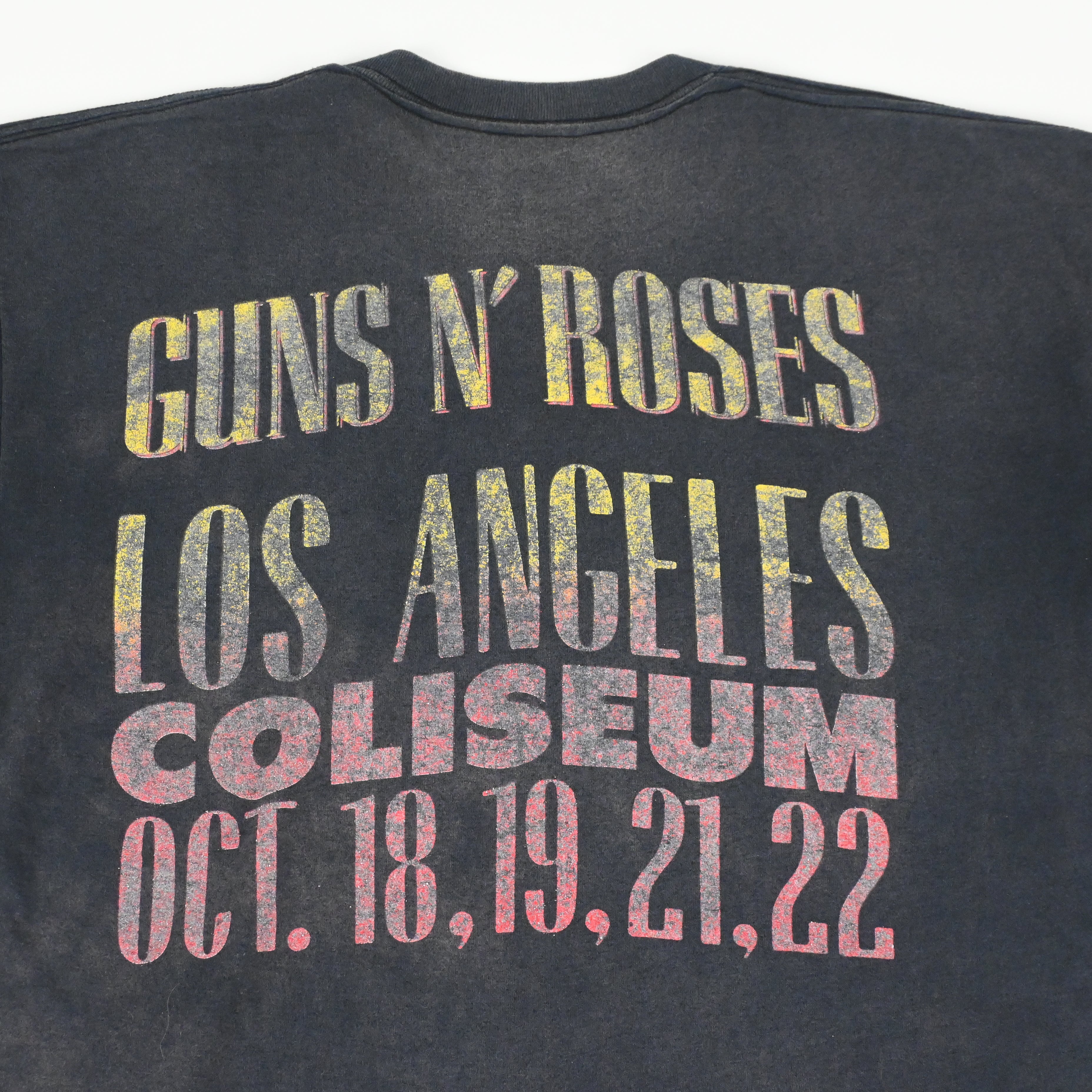 '89 GUNS 'N' ROSES LIVE AT COLISEUM T-SHIRT SIZE LARGE