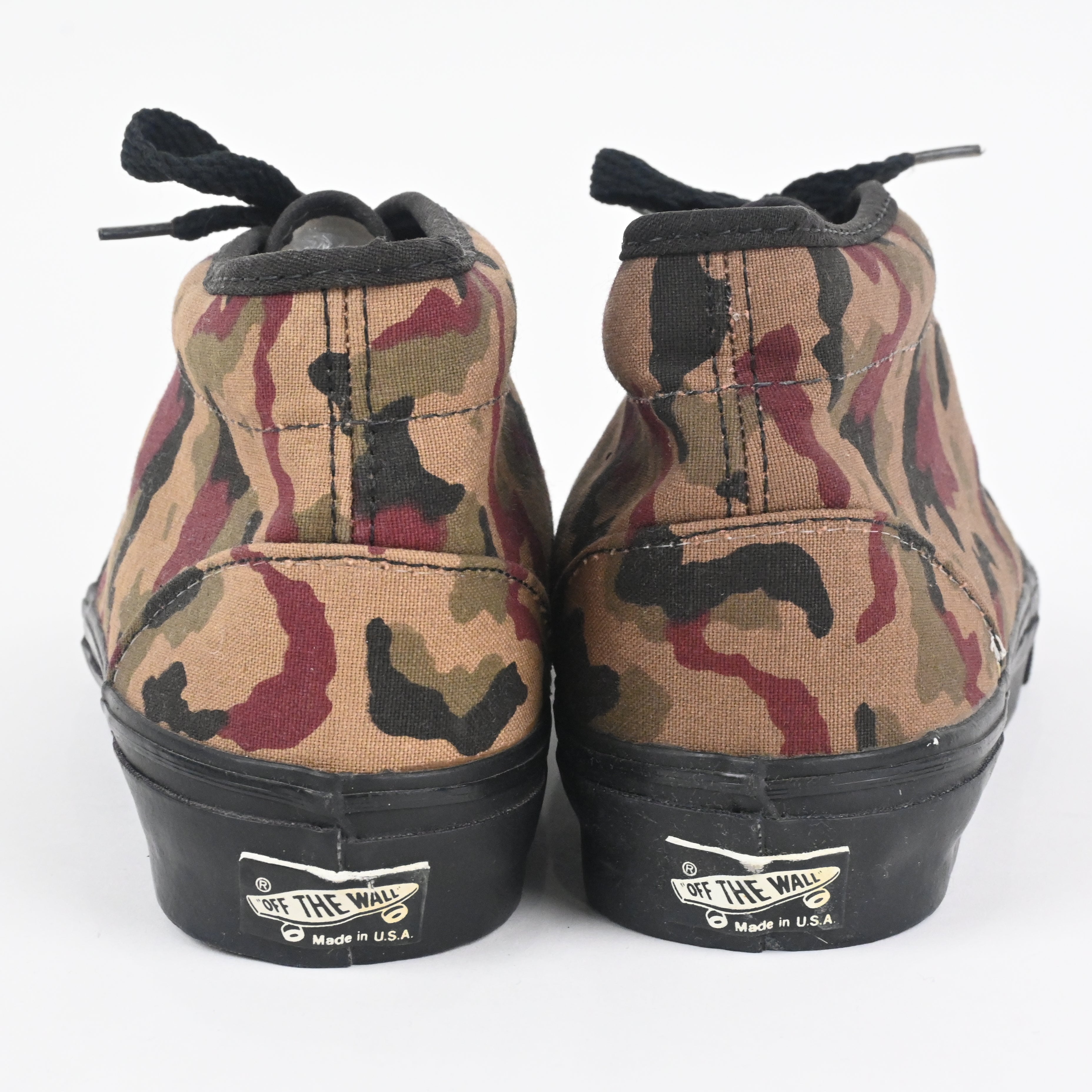 90's VANS "CHUKKA" SIZE 8 DEAD STOCK