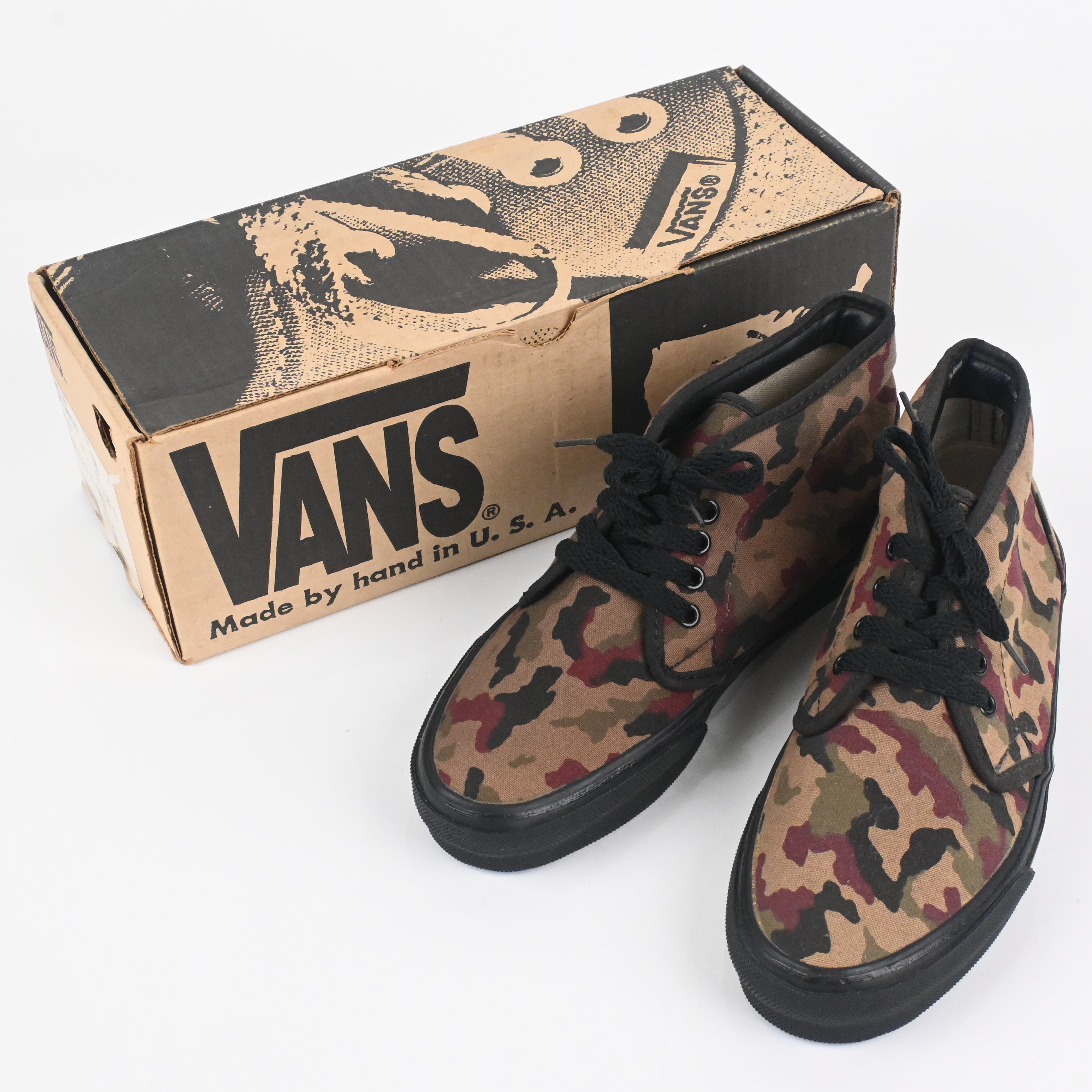 90's VANS "CHUKKA" SIZE 8 DEAD STOCK
