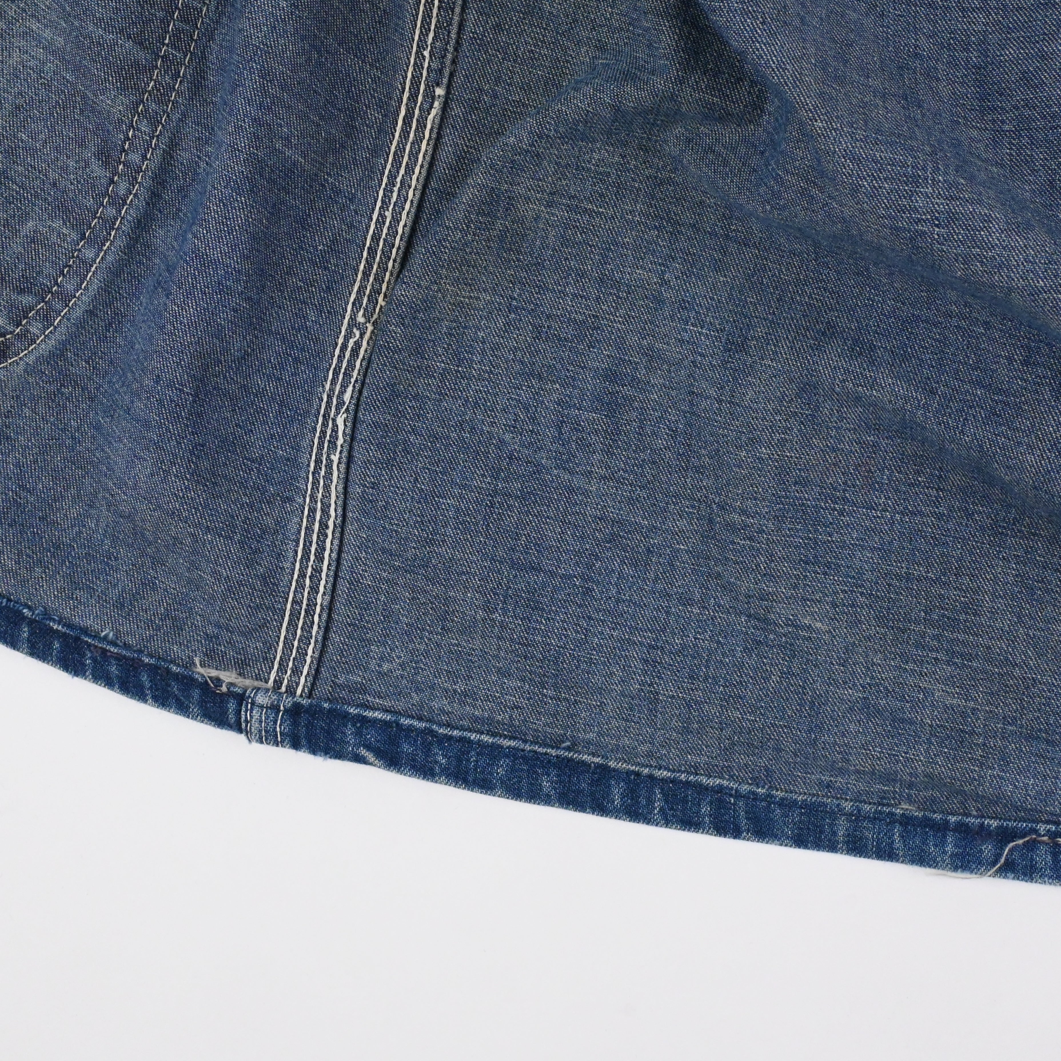 ステッチ飛び（裏）