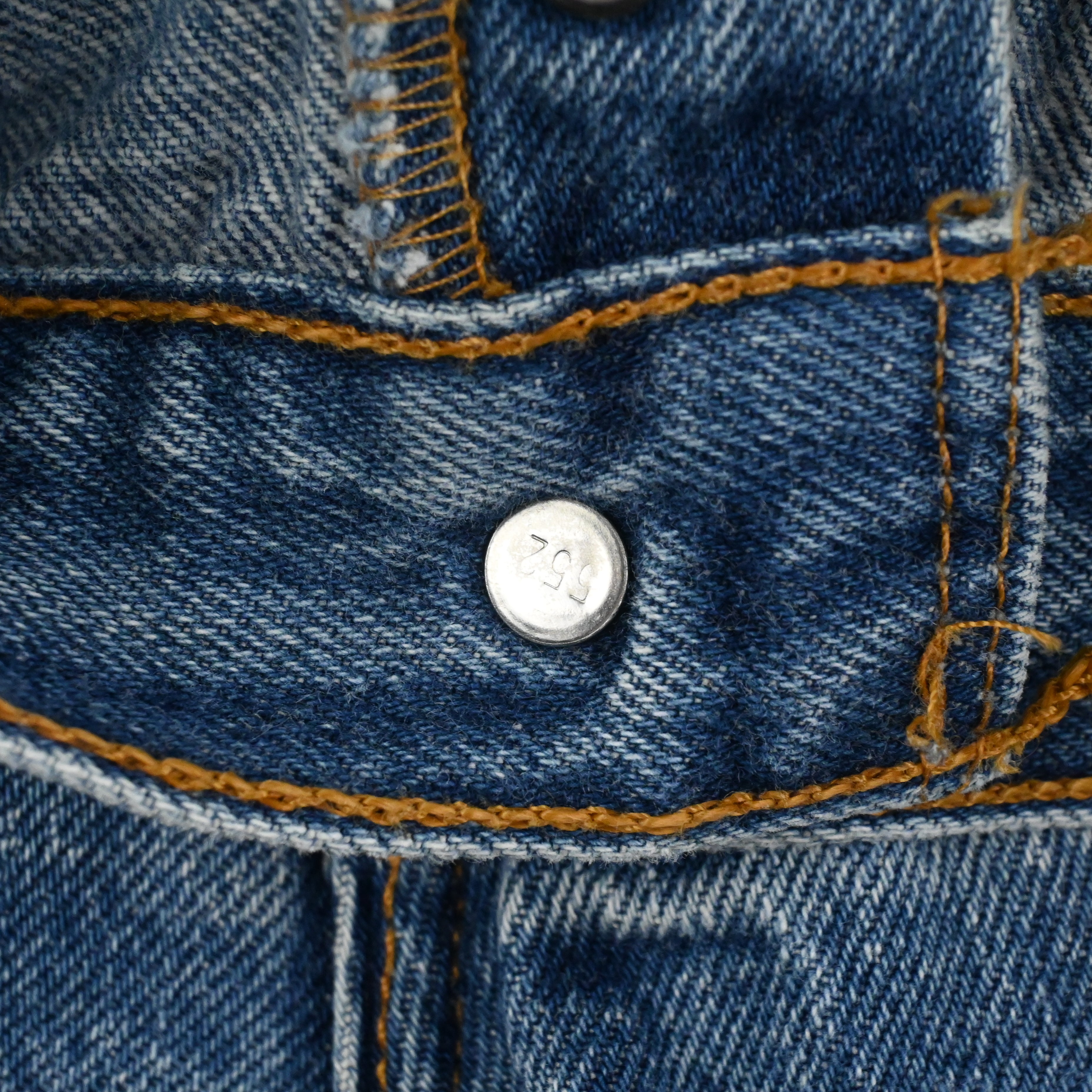 '97 LEVI'S 501-0000 W37 L30