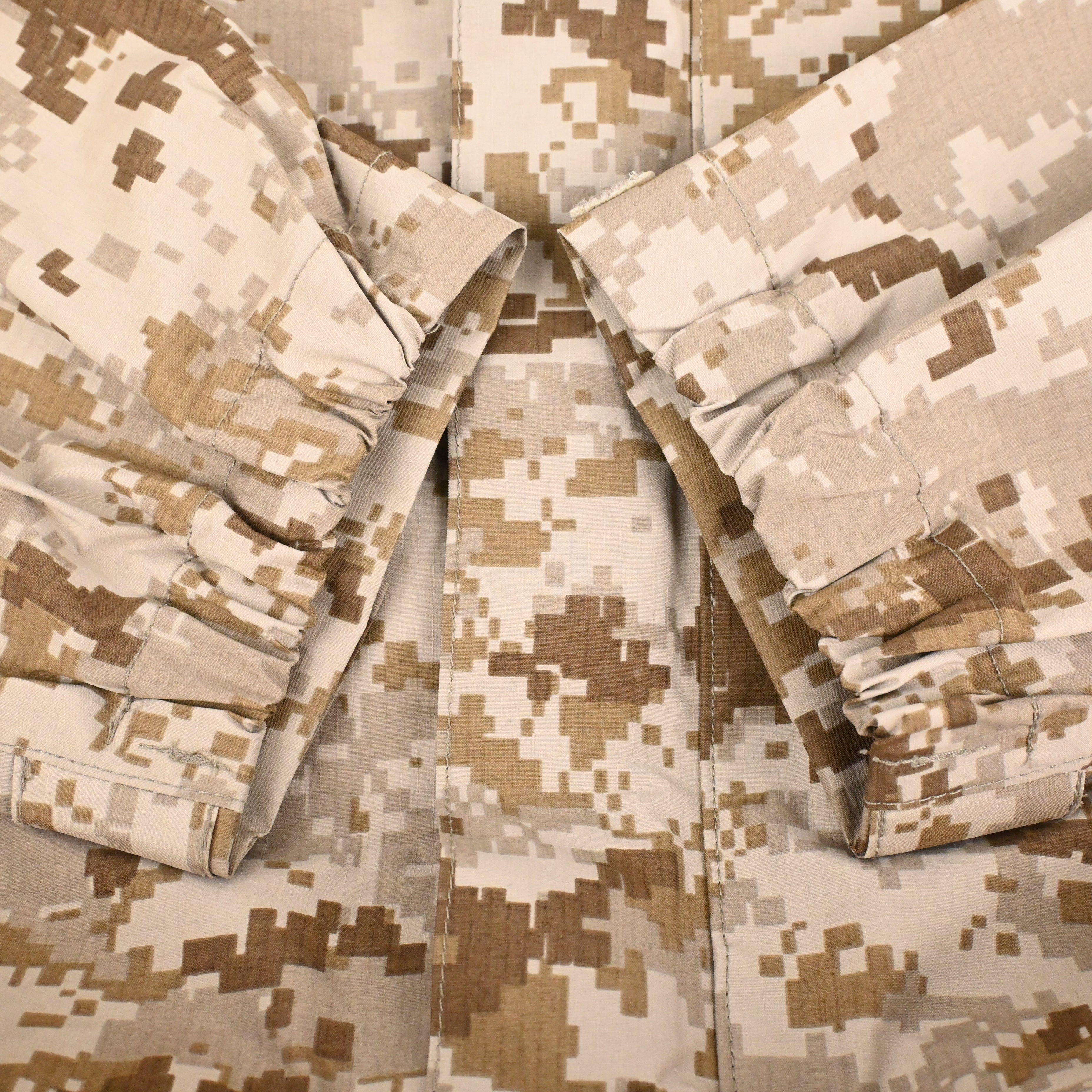 ‘11 PATAGONIA  PCU LEVEL 6 GORE-TEX AOR1 JACKET SIZE M-REG