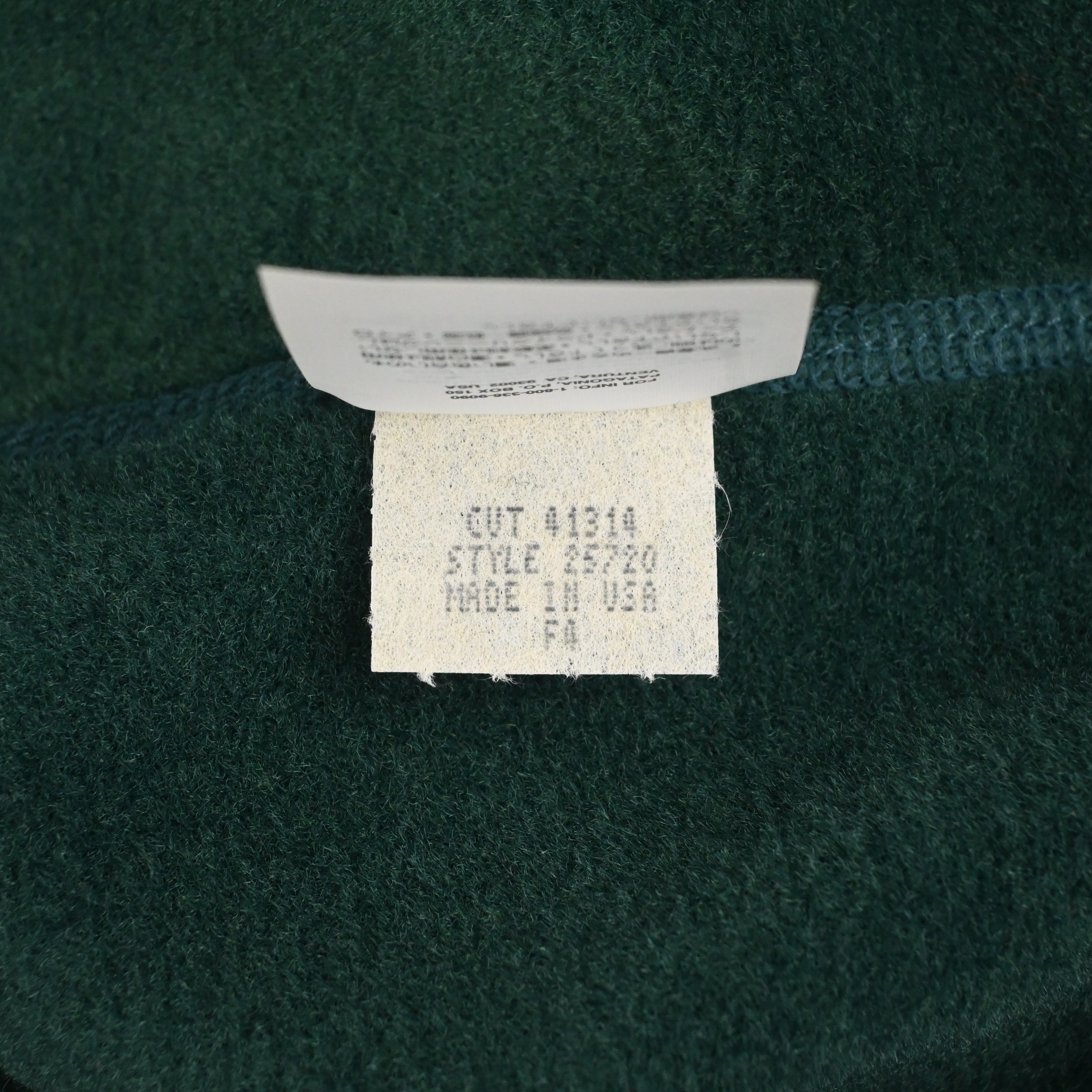 '94  patagonia ACTIVIST FLEECE TOP DEAD STOCK SIZE XL Pacific Blue