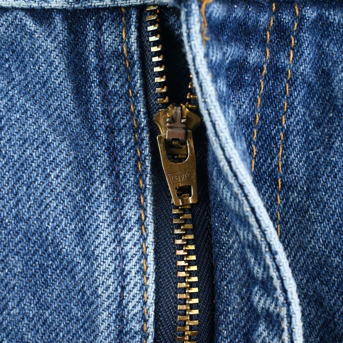 '02 LEVI'S 517 SIZE W34 L29