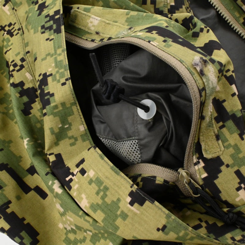 10y' PATAGONIA MARS PCU LEVEL 6 GORE-TEX JACKET SIZE L-REG