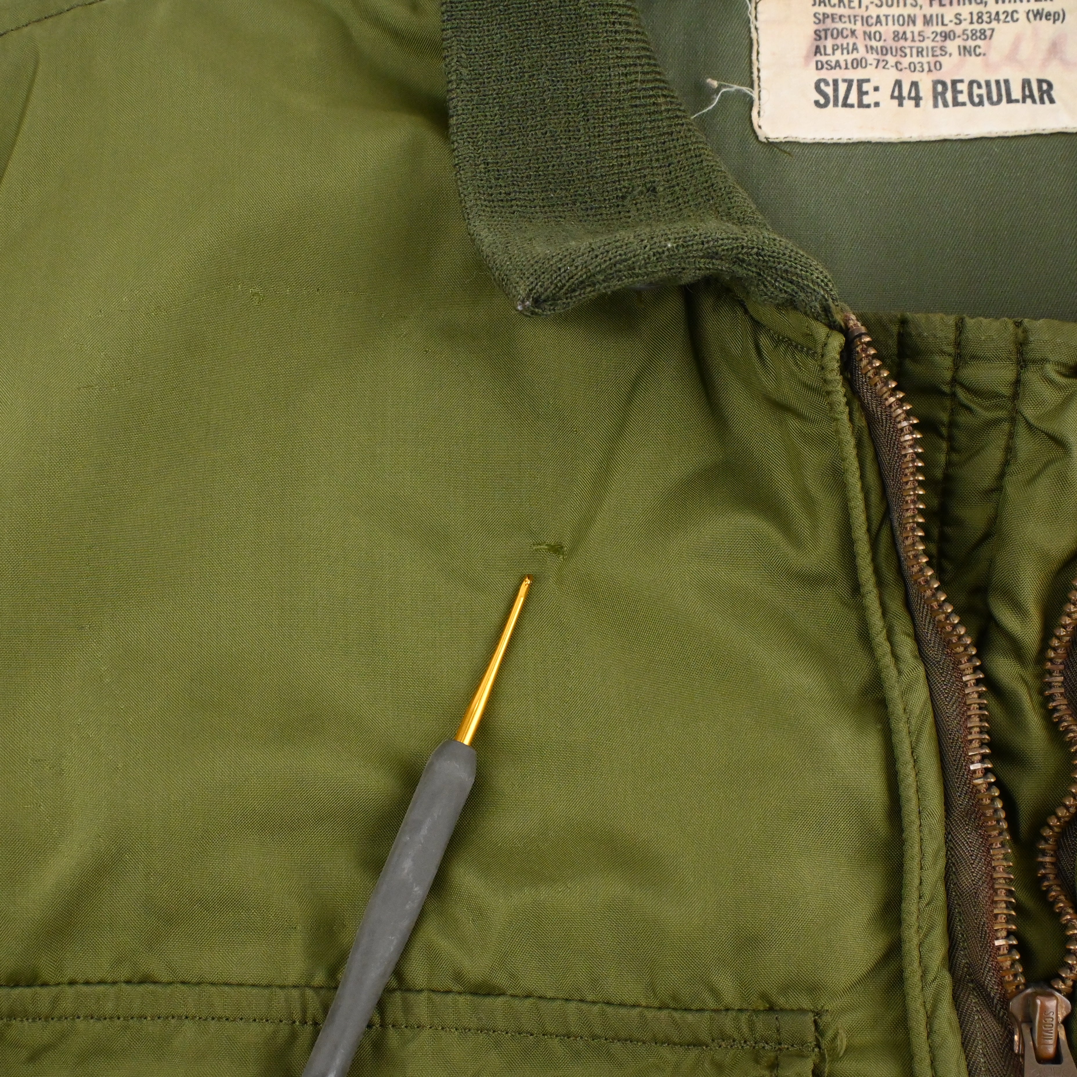 72 U.S.NAVY MIL-S-18342C (WEP) Flight jacket size:44 REGLAR